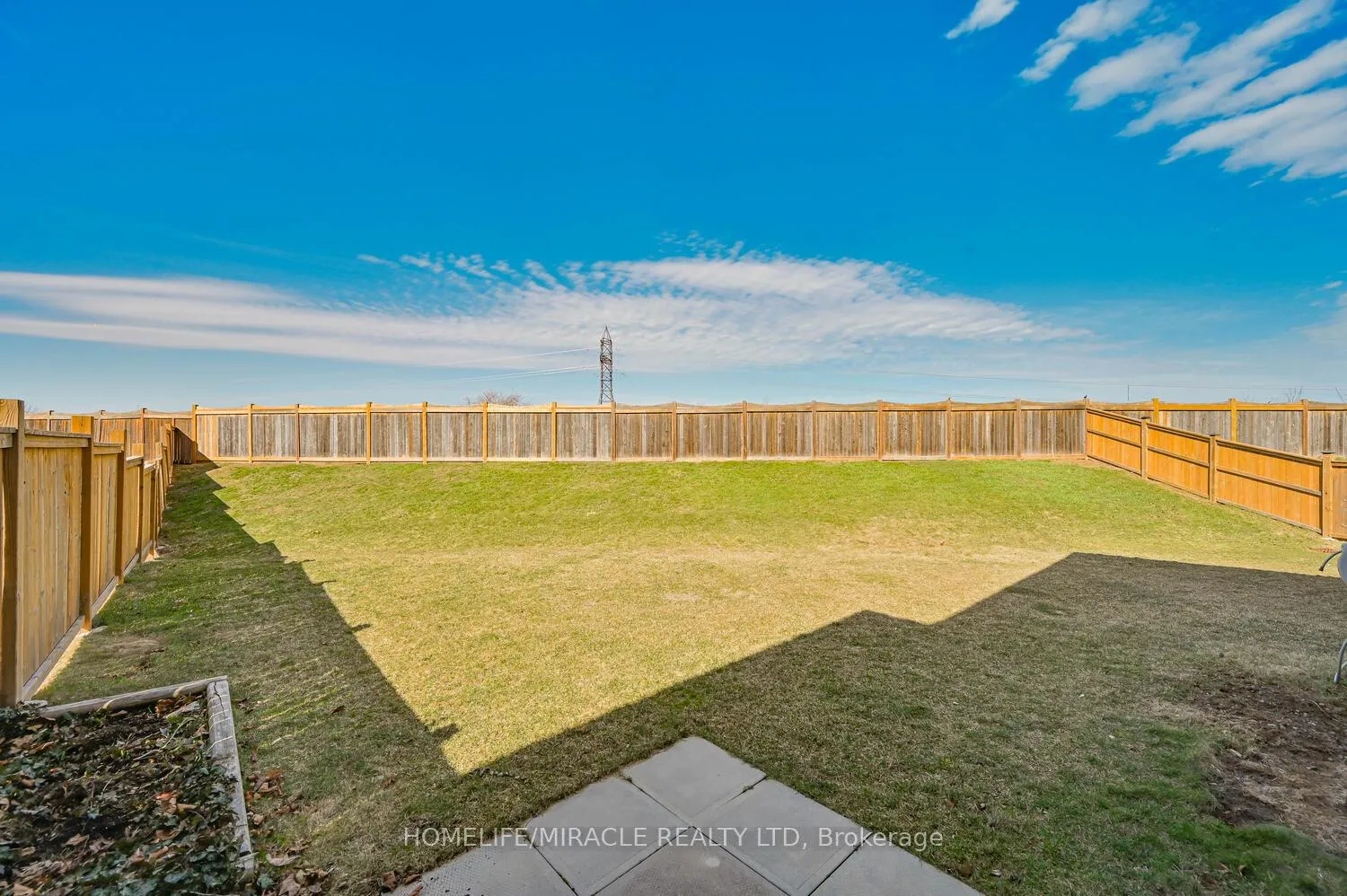 Photo 44 of Unit Upper, 23 Pinot Crescent, Hamilton, Stoney Creek — HOMEH