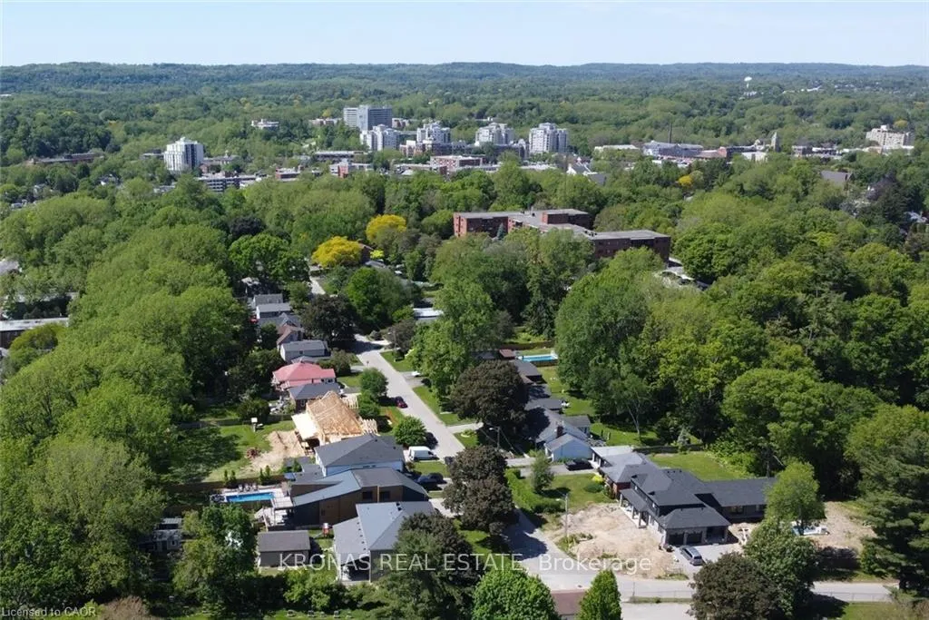 Photo 42 of 38 Helen Street, Hamilton, Dundas — HOMEH