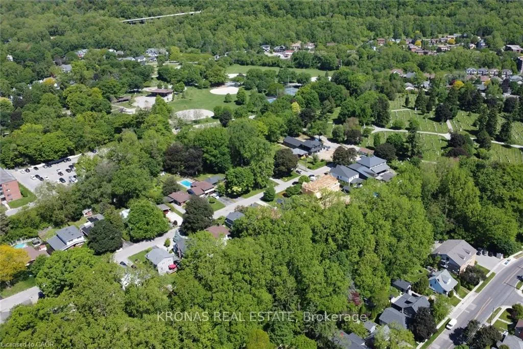 Photo 44 of 38 Helen Street, Hamilton, Dundas — HOMEH