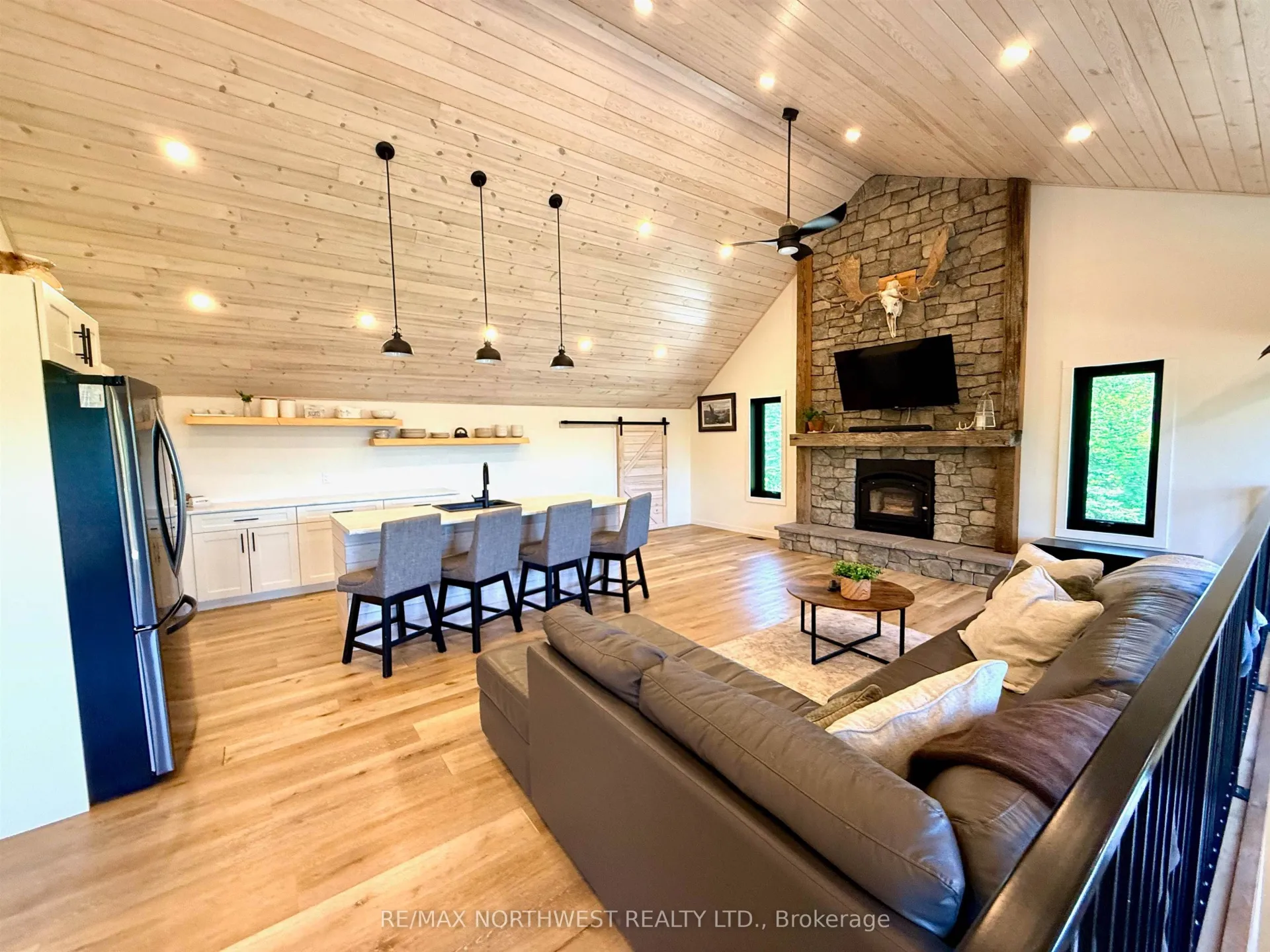 Photo 10 of 340 Bruckenburger Road, Kenora, Redditt Road East — HOMEH