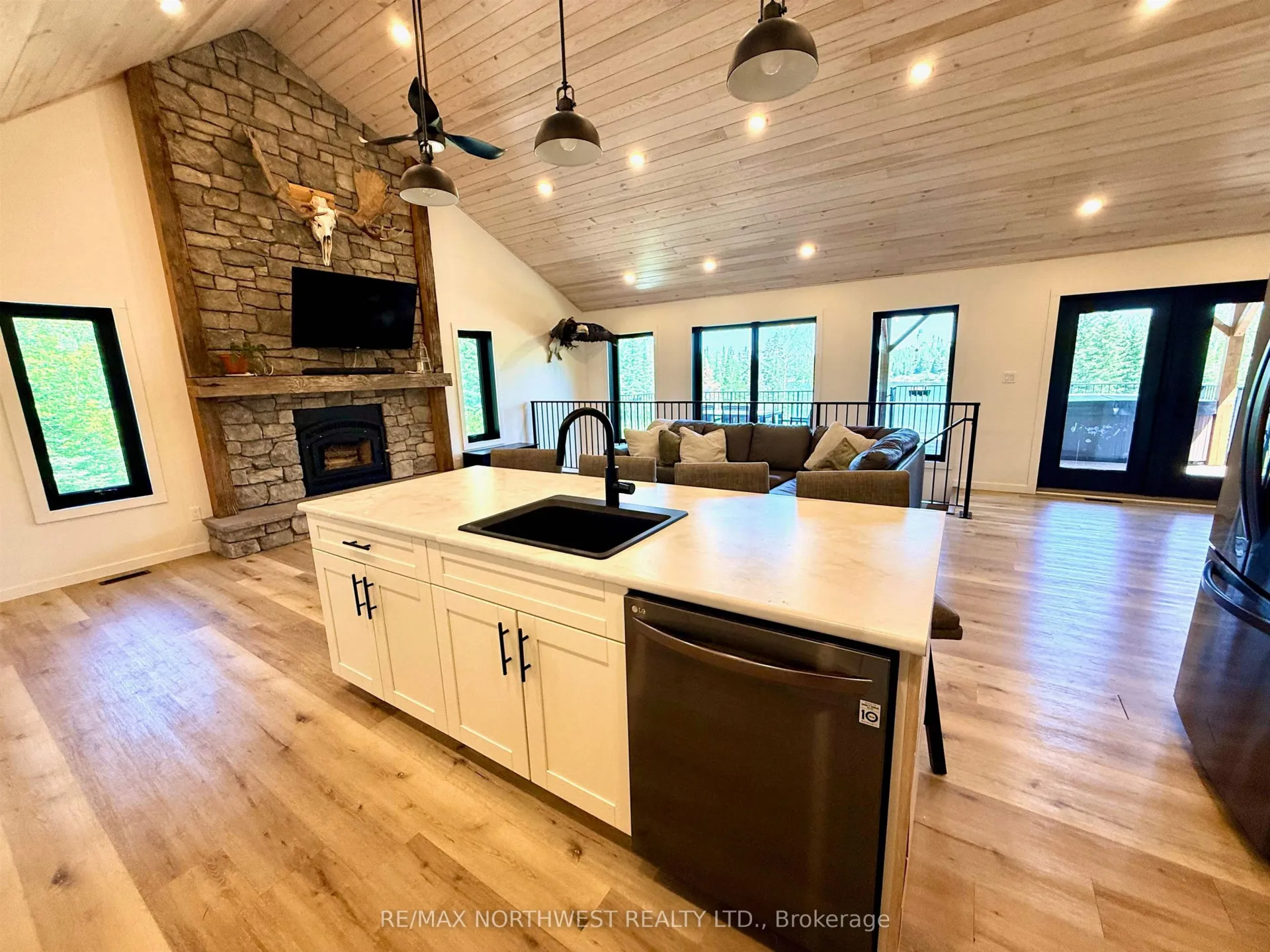 Photo 12 of 340 Bruckenburger Road, Kenora, Redditt Road East — HOMEH