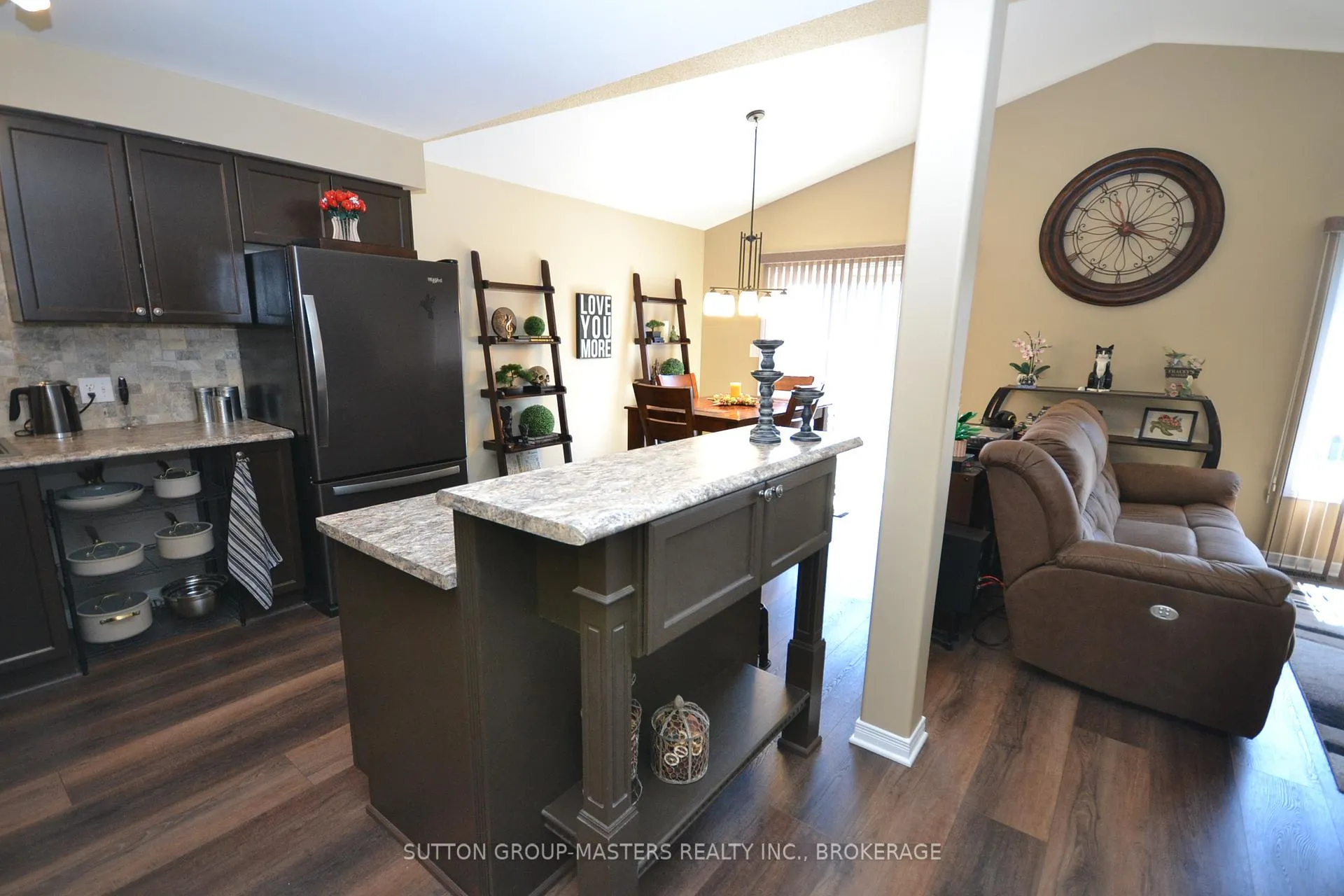 Photo 9 of 737 Margaret Way, Kingston, Kingston East (Incl Barret Crt) — HOMEH