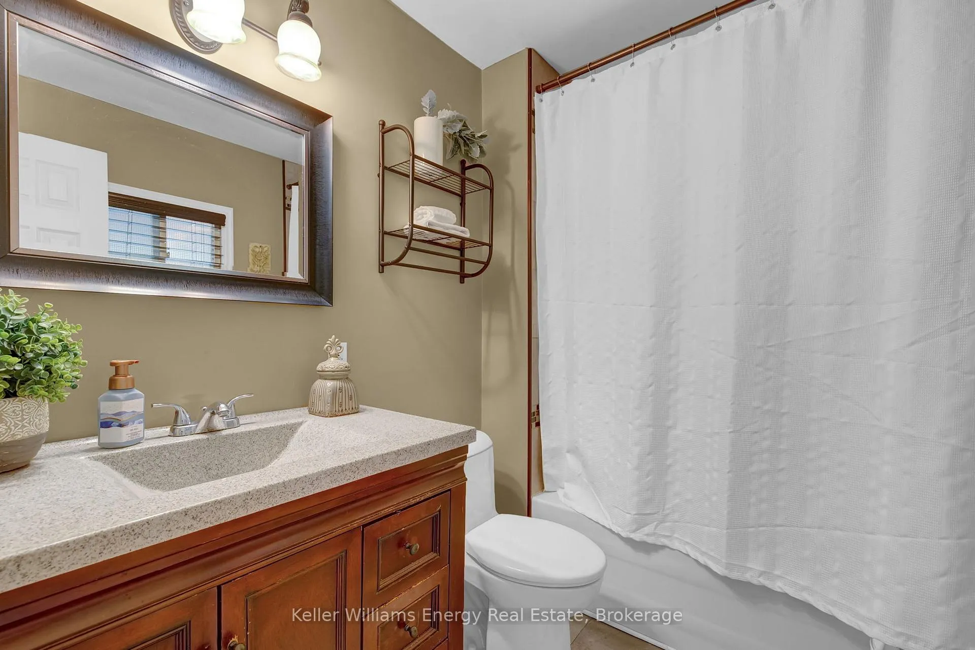 Photo 27 of 34C Bentley Lake Place, Faraday — HOMEH