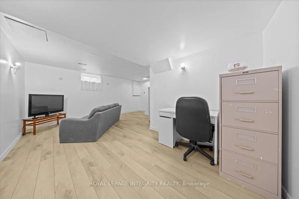 Photo 24 of 1196 Priory Lane, Ottawa, Convent Glen North — HOMEH