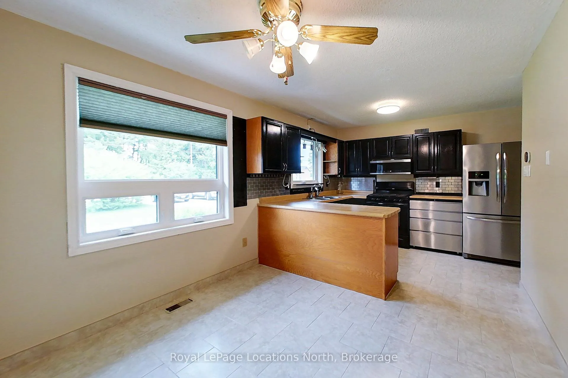 Photo 5 of 226032 Centreville Road, Meaford — HOMEH