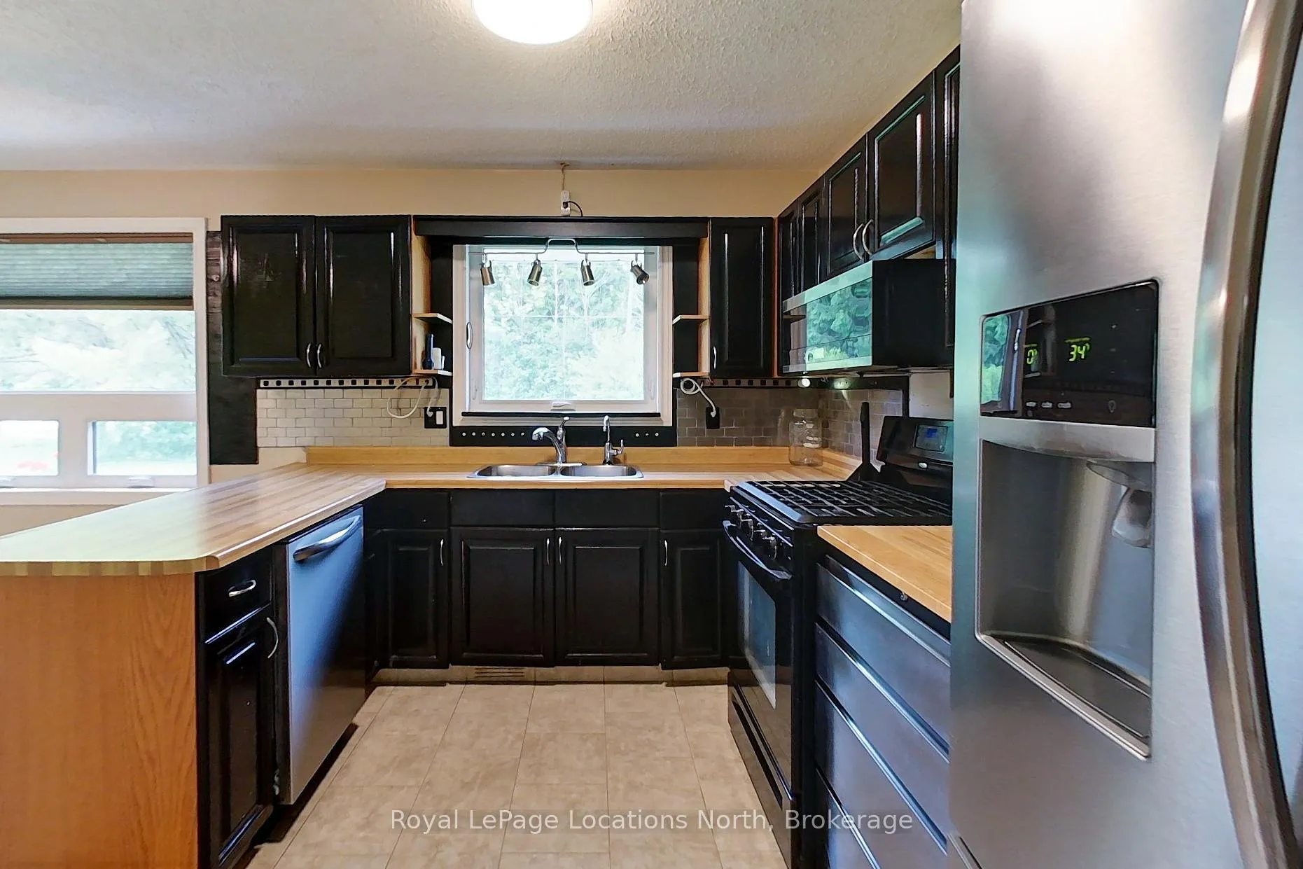 Photo 8 of 226032 Centreville Road, Meaford — HOMEH