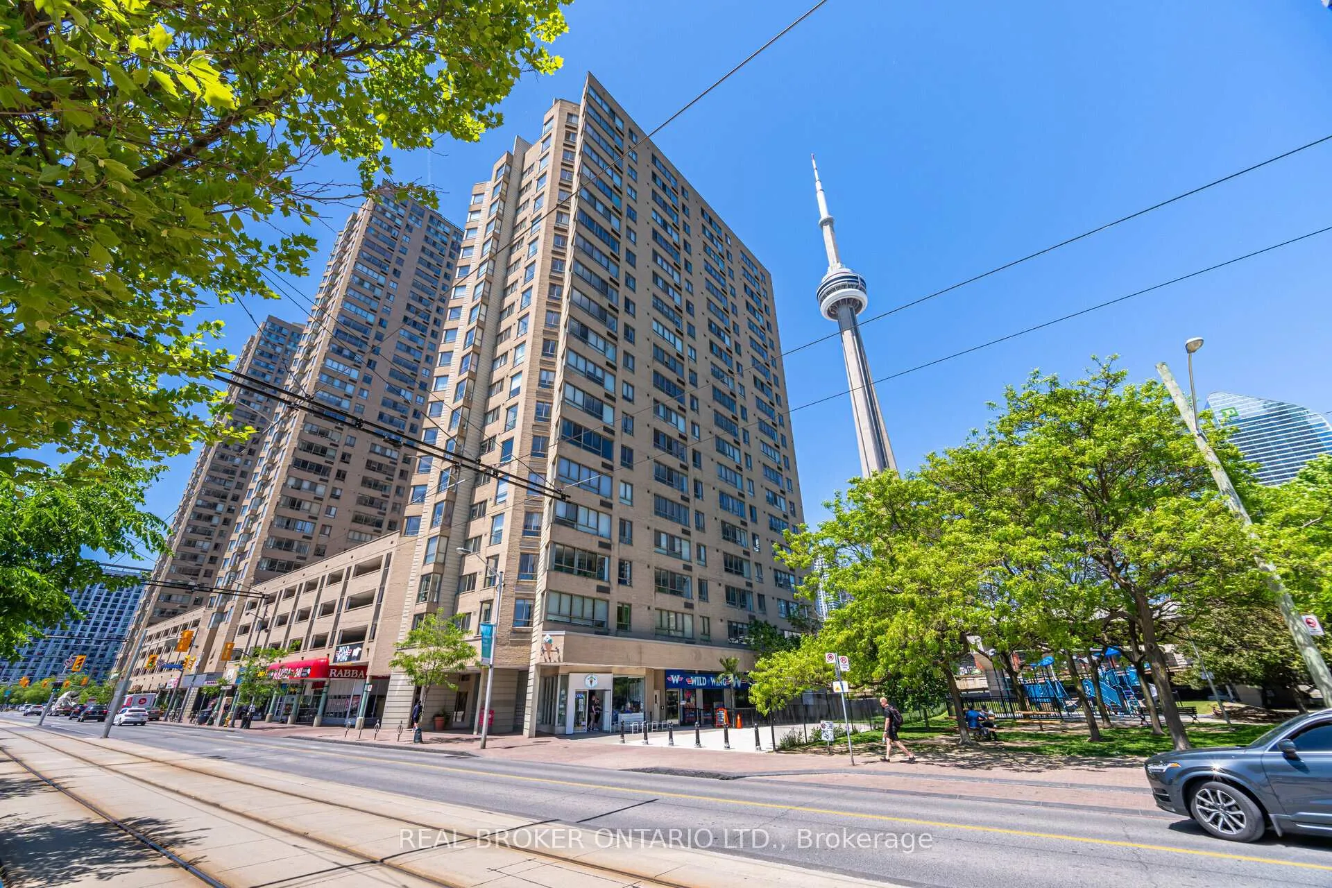 Photo 2 of Unit 604, 250 Queens Quay W, Toronto, Waterfront Communities — HOMEH