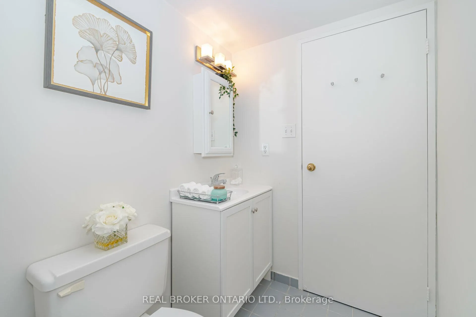 Photo 24 of Unit 604, 250 Queens Quay W, Toronto, Waterfront Communities — HOMEH