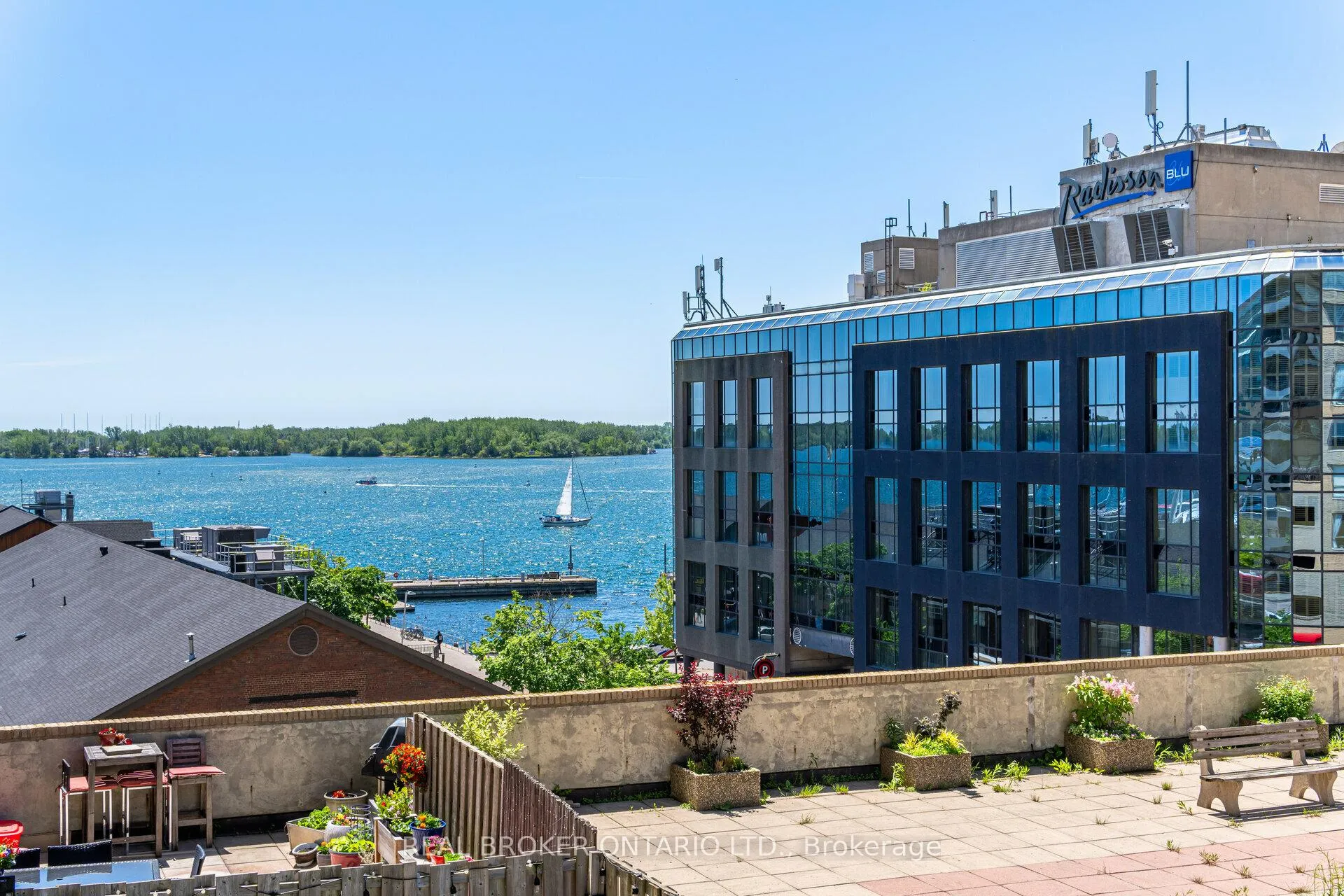 Photo 31 of Unit 604, 250 Queens Quay W, Toronto, Waterfront Communities — HOMEH