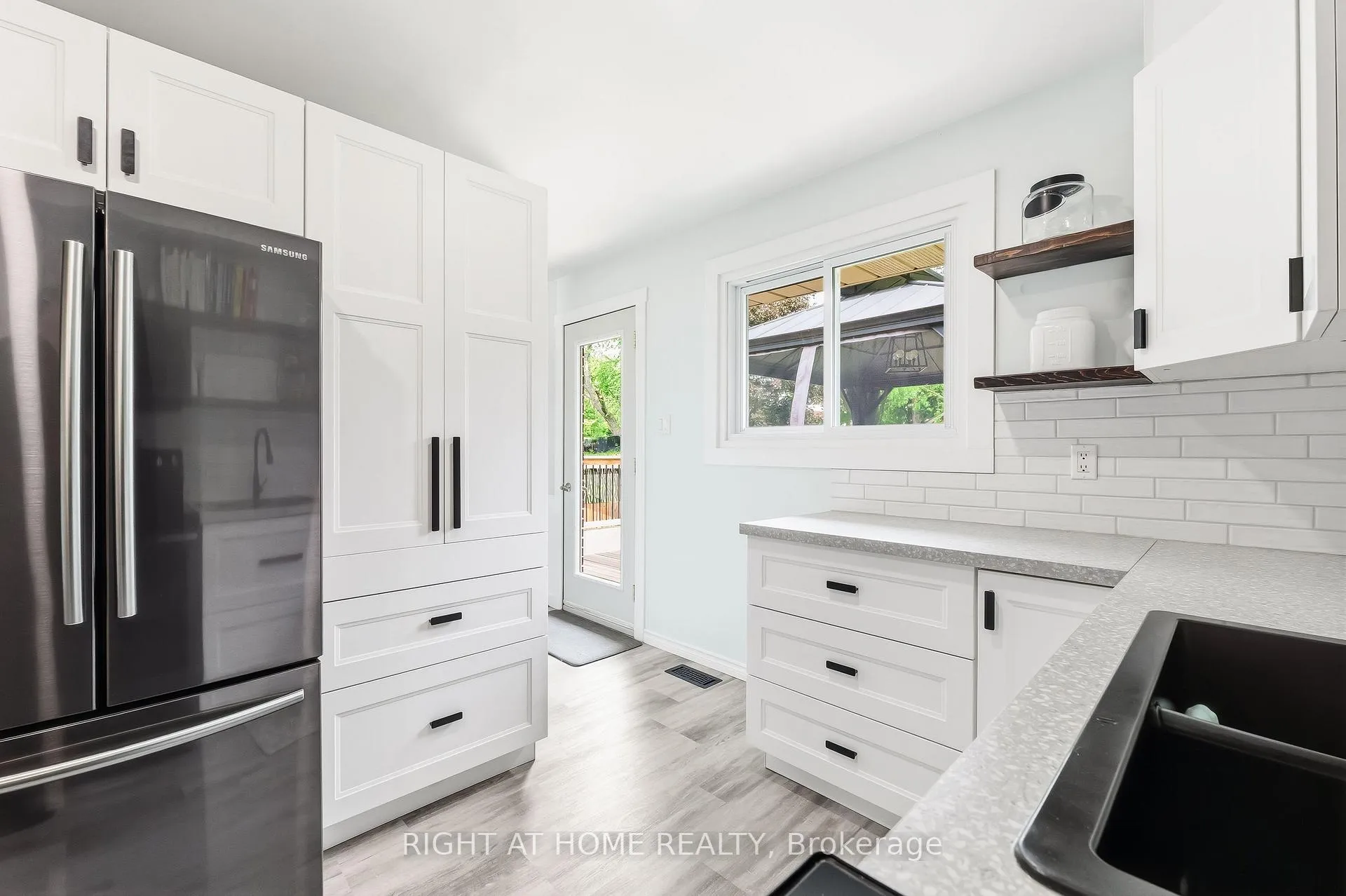 Photo 11 of 969 Rae Avenue, Selwyn — HOMEH