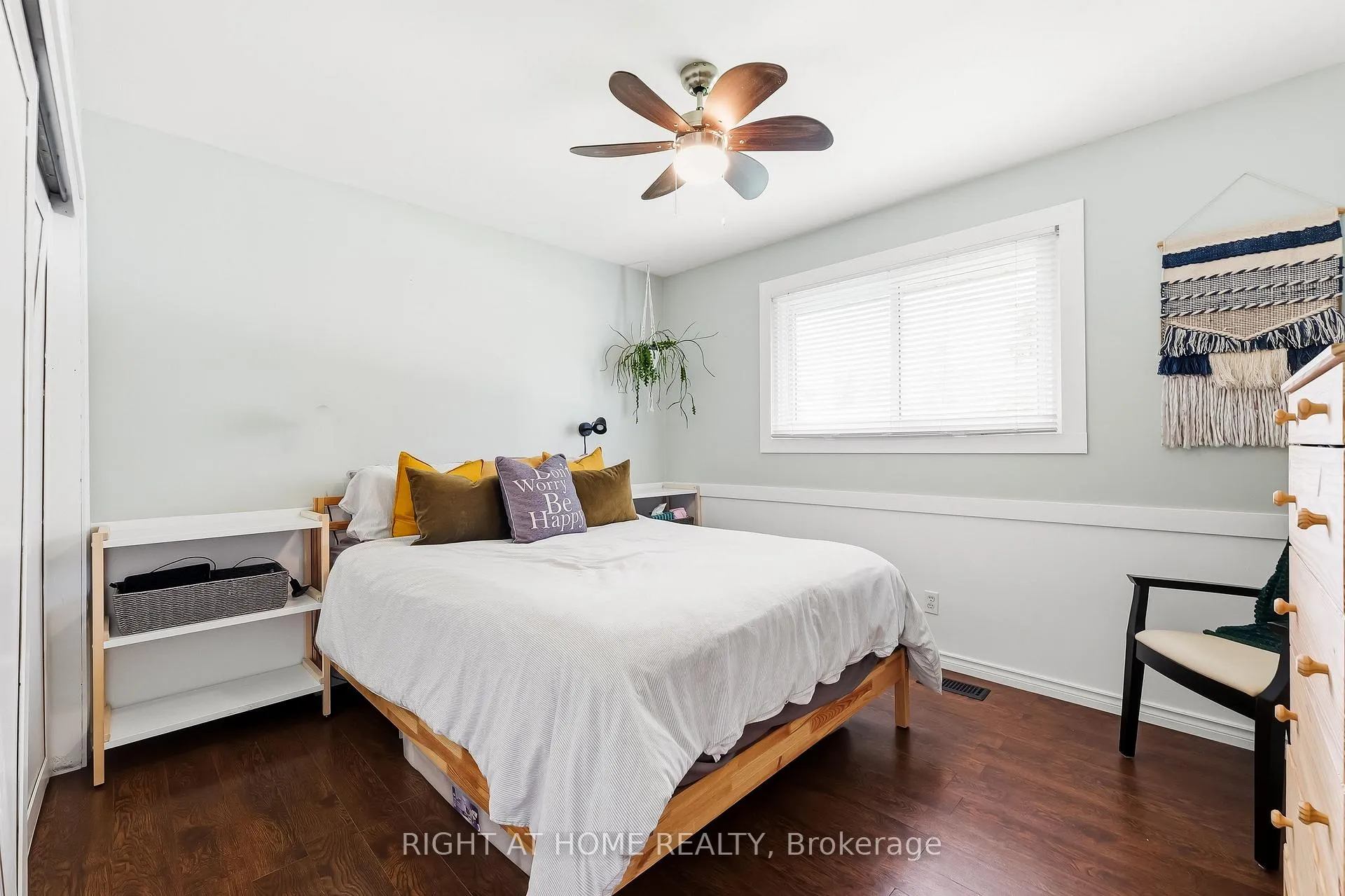 Photo 16 of 969 Rae Avenue, Selwyn — HOMEH