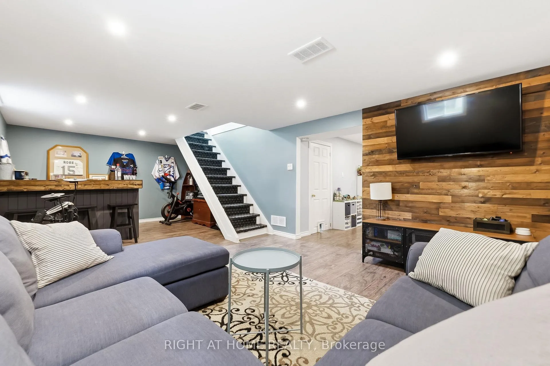 Photo 22 of 969 Rae Avenue, Selwyn — HOMEH