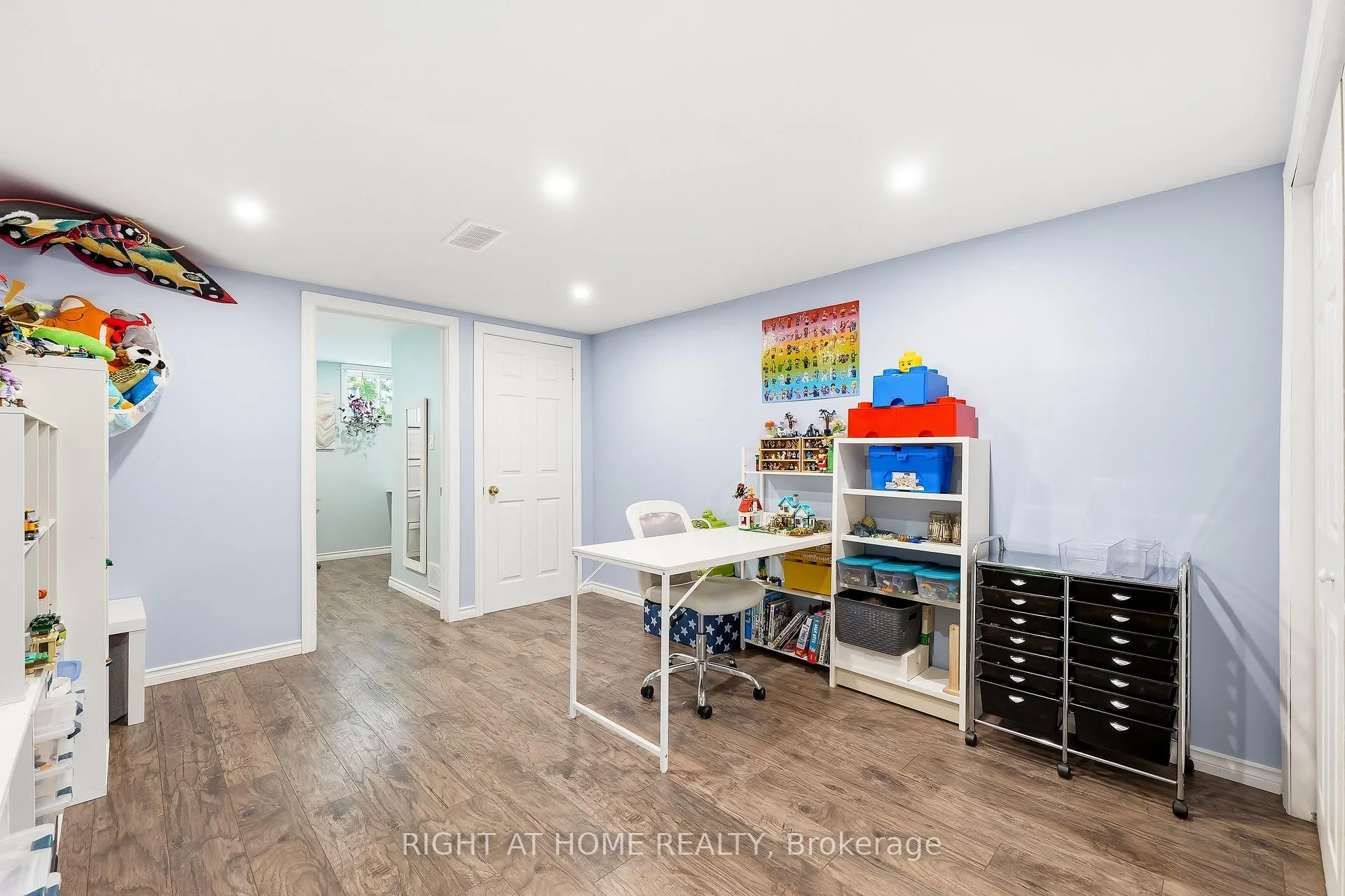 Photo 27 of 969 Rae Avenue, Selwyn — HOMEH