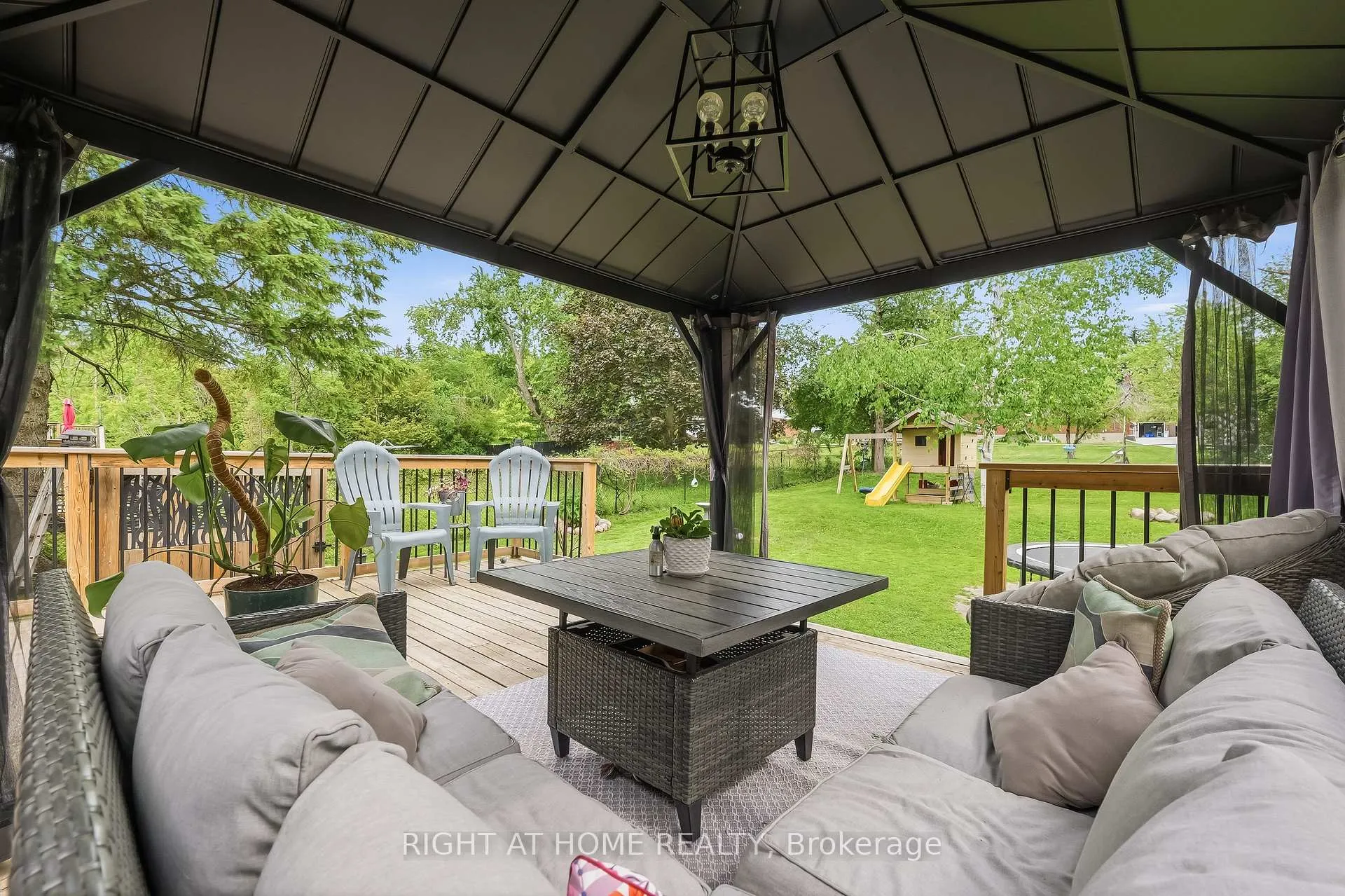 Photo 33 of 969 Rae Avenue, Selwyn — HOMEH