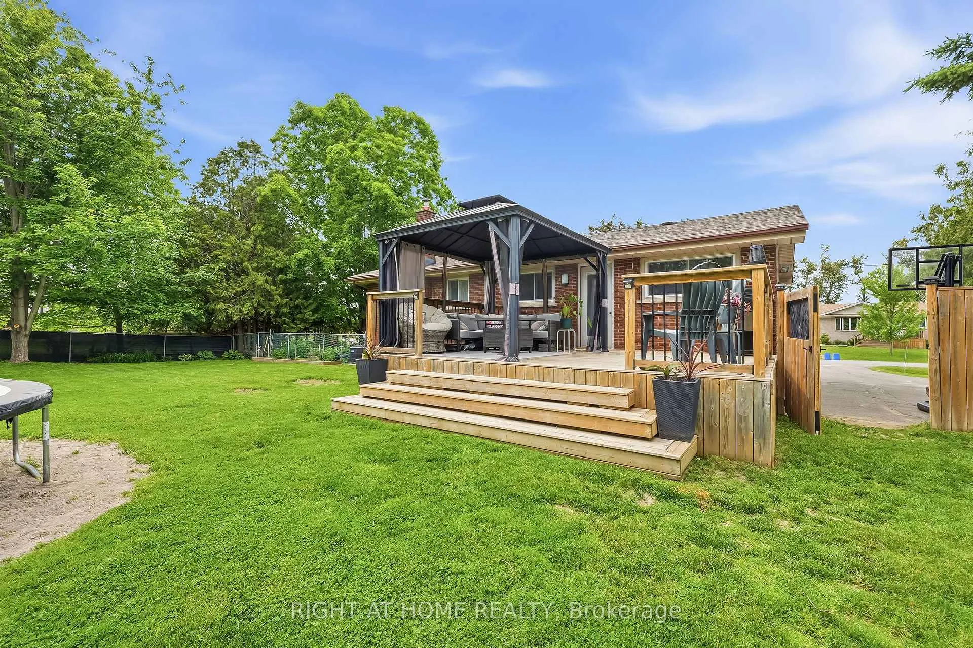 Photo 35 of 969 Rae Avenue, Selwyn — HOMEH
