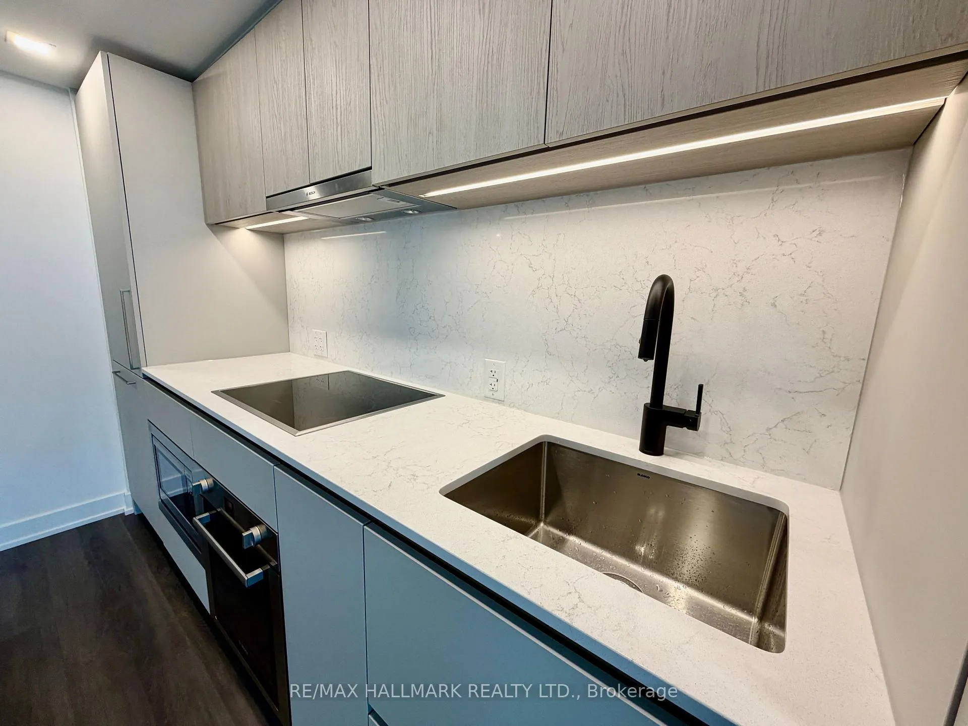 Photo 2 of Unit 1506, 609 Sherbourne Street, Toronto, North St. James Town — HOMEH