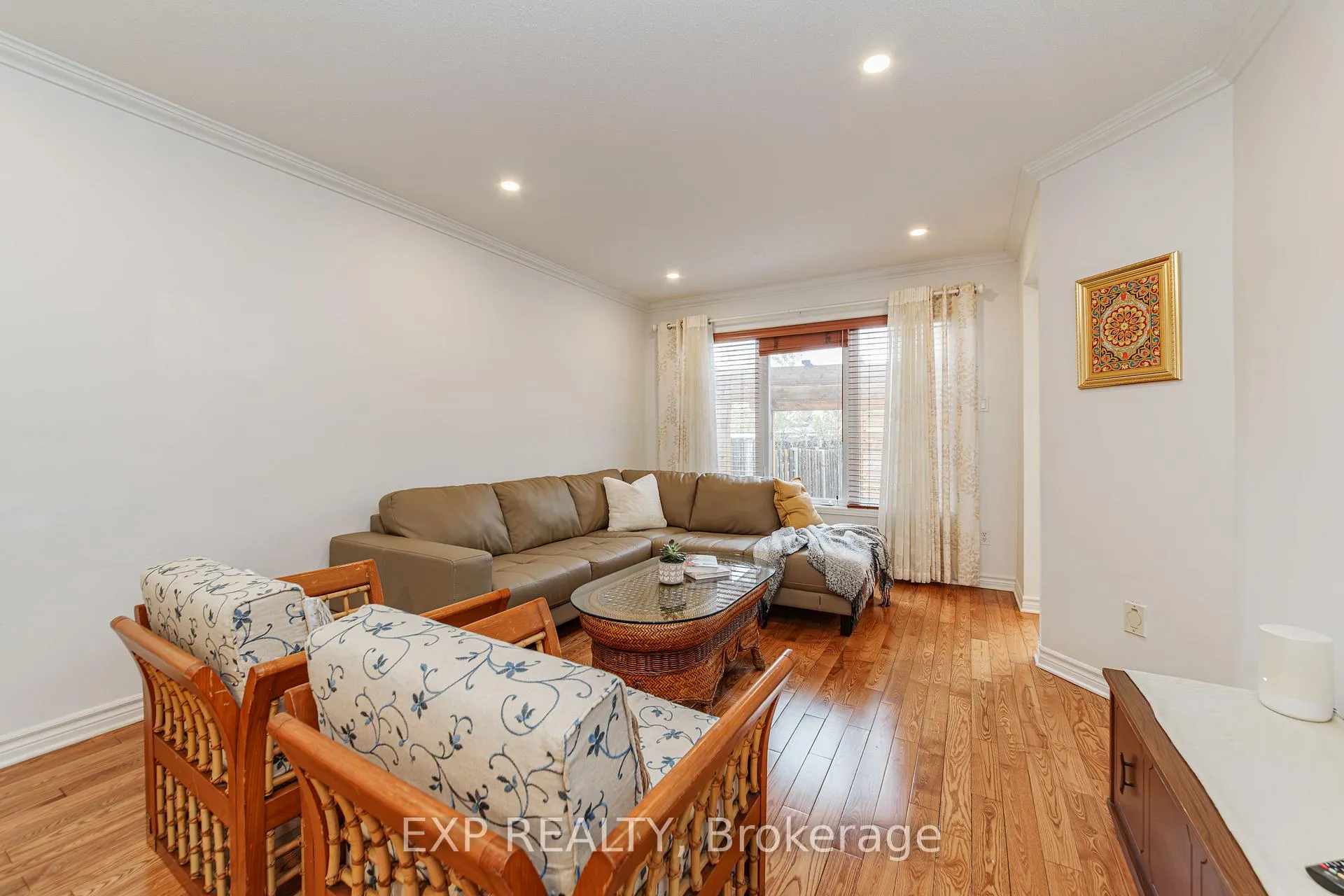 Photo 8 of 569 Aquaview Drive, Ottawa, Avalon East — HOMEH