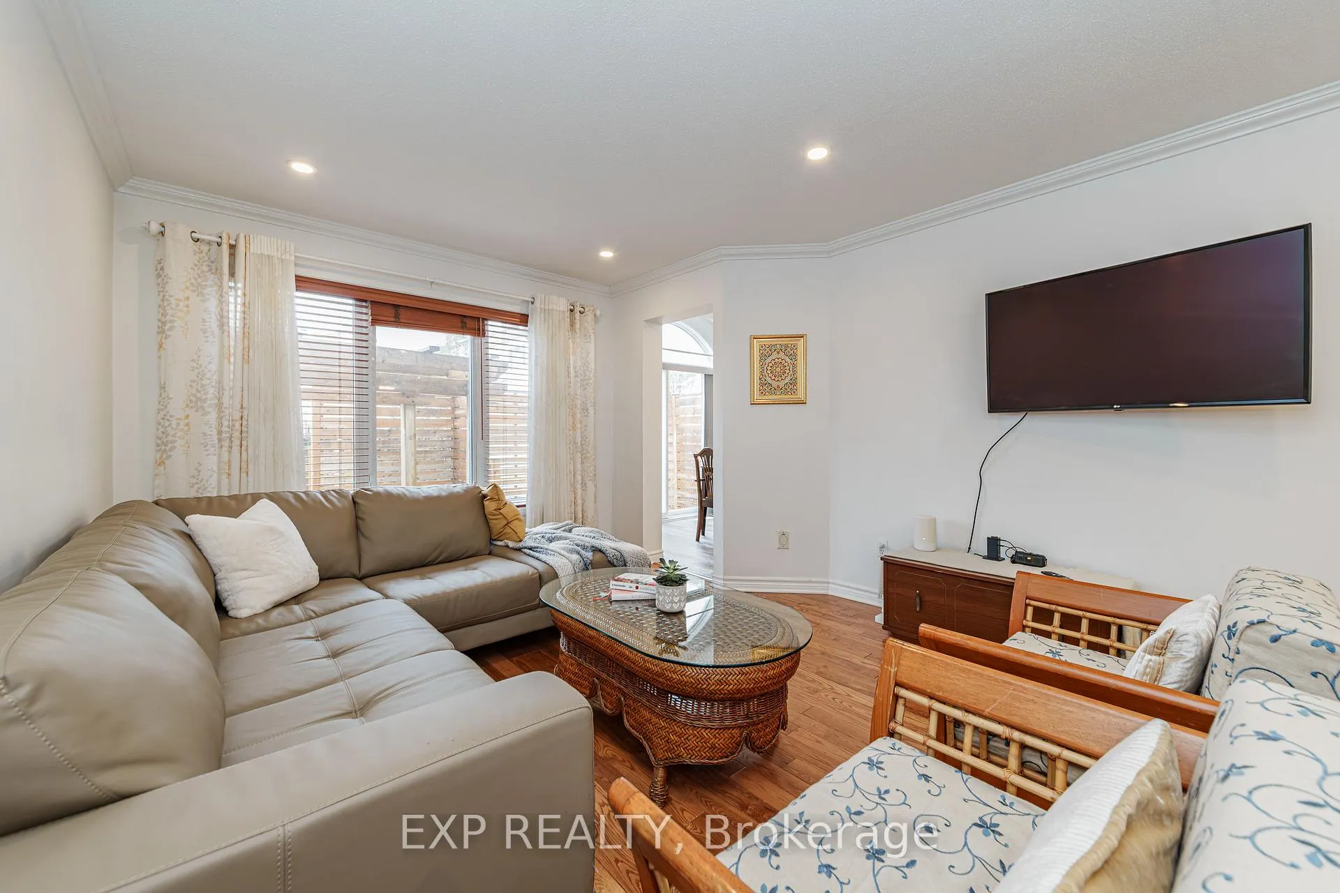 Photo 9 of 569 Aquaview Drive, Ottawa, Avalon East — HOMEH