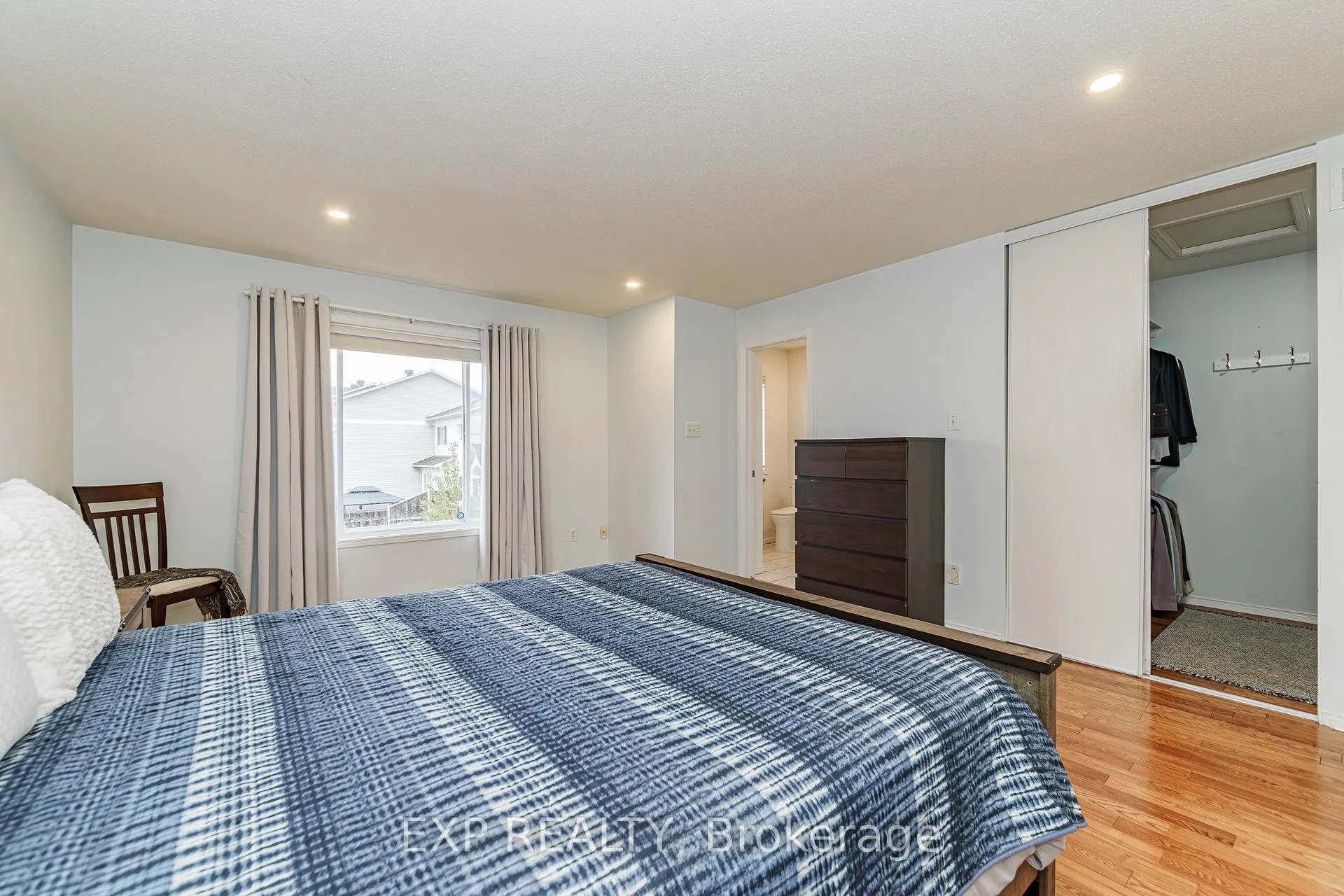 Photo 19 of 569 Aquaview Drive, Ottawa, Avalon East — HOMEH
