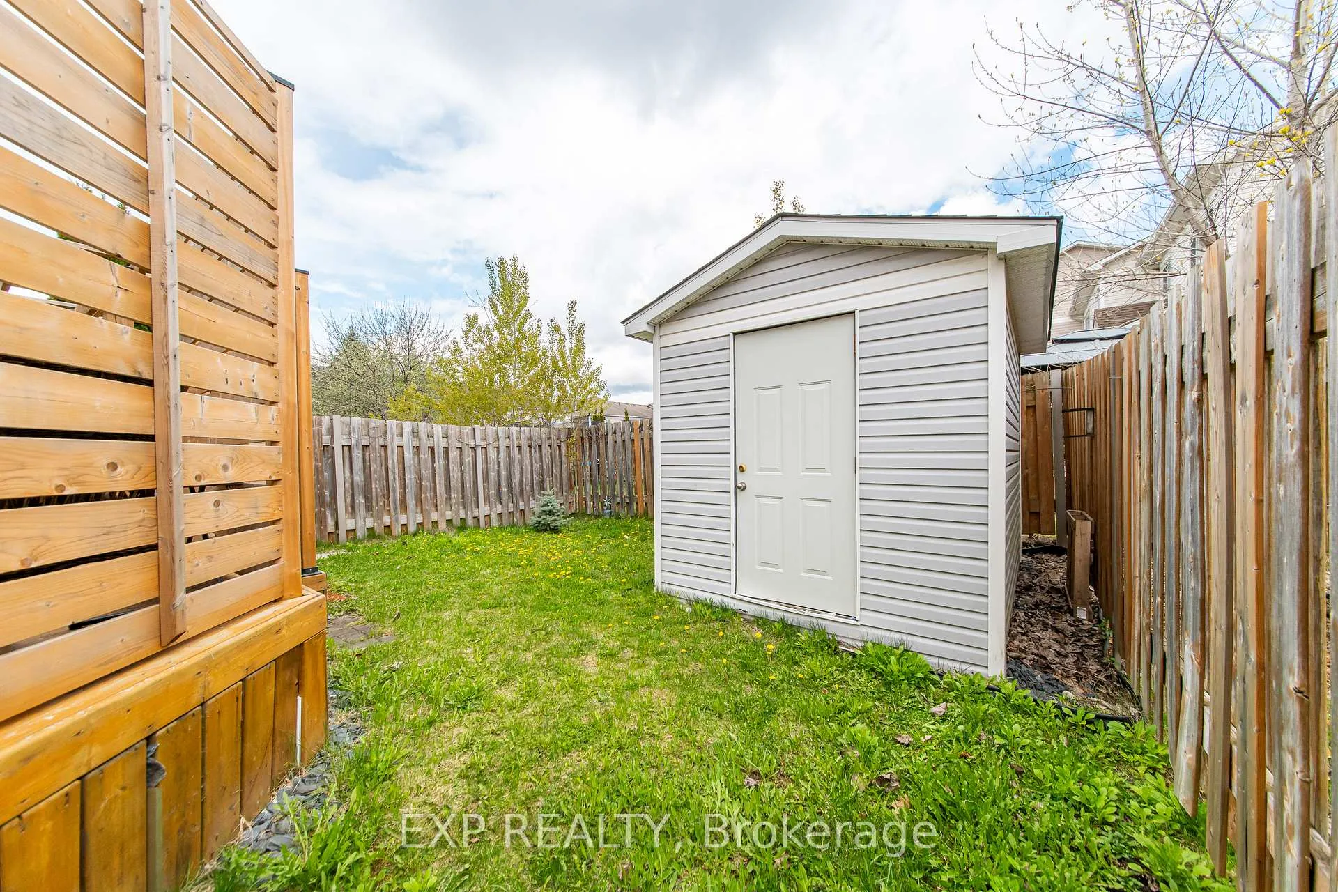 Photo 40 of 569 Aquaview Drive, Ottawa, Avalon East — HOMEH