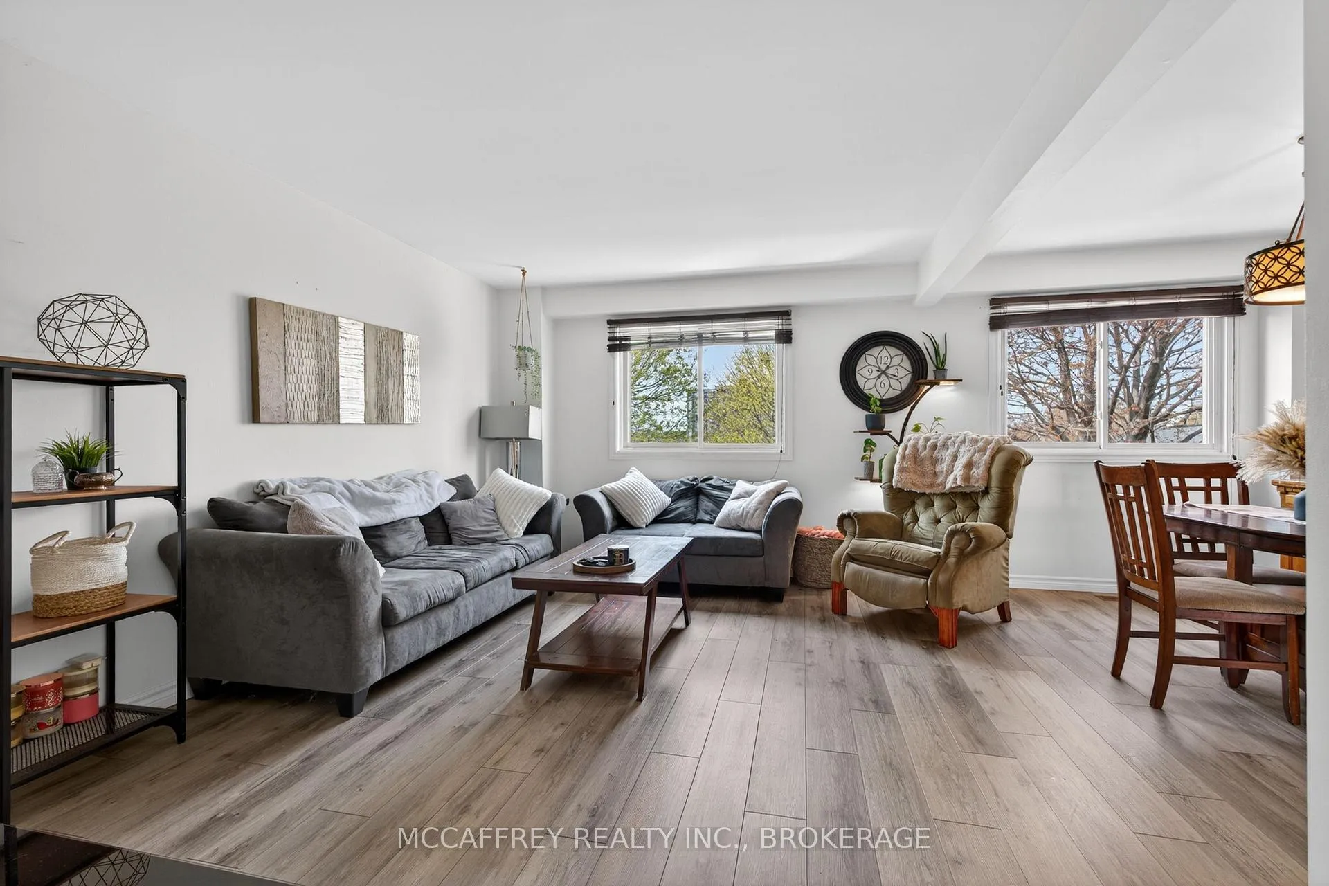 Photo 4 of 596 Whistler Terrace, Kingston, East Gardiners Rd — HOMEH