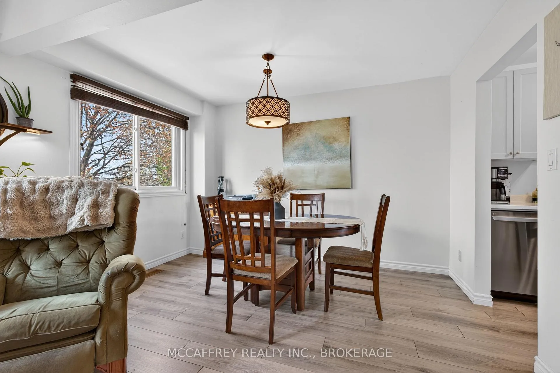 Photo 8 of 596 Whistler Terrace, Kingston, East Gardiners Rd — HOMEH