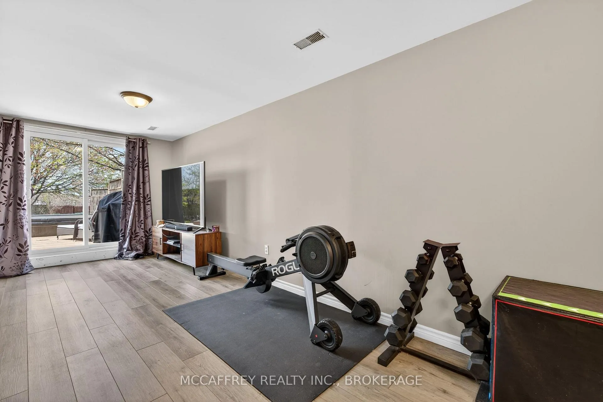 Photo 23 of 596 Whistler Terrace, Kingston, East Gardiners Rd — HOMEH