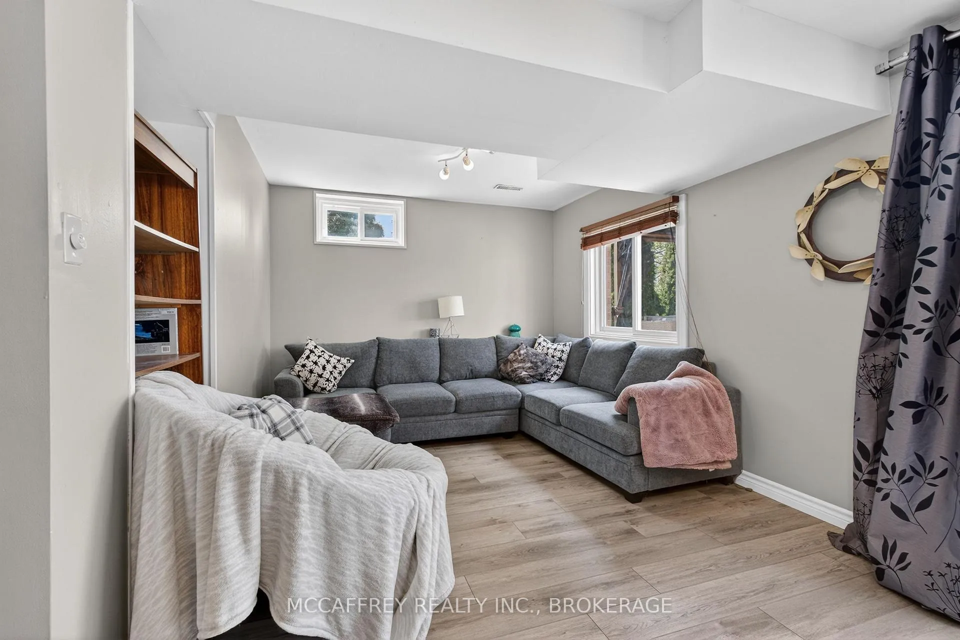 Photo 25 of 596 Whistler Terrace, Kingston, East Gardiners Rd — HOMEH