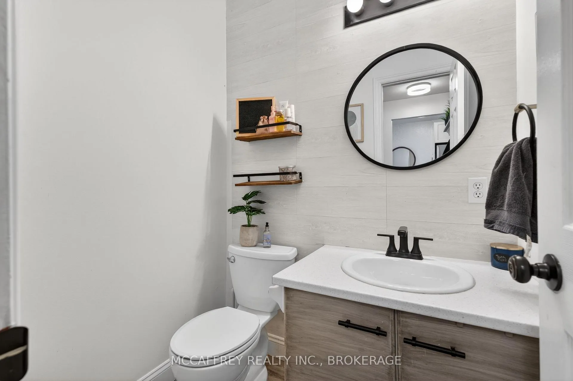Photo 28 of 596 Whistler Terrace, Kingston, East Gardiners Rd — HOMEH