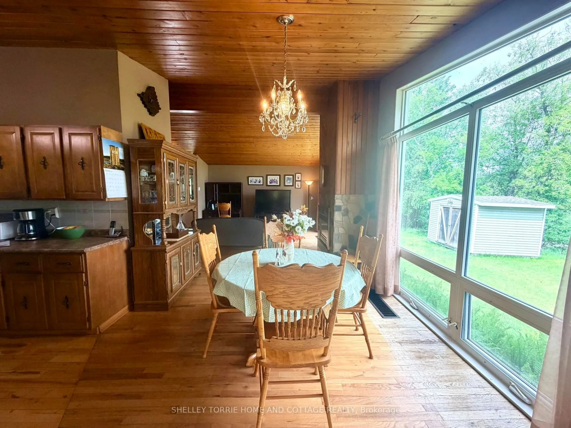 Photo 14 of 1402 Ottawa Street, Kenora, Keewatin — HOMEH