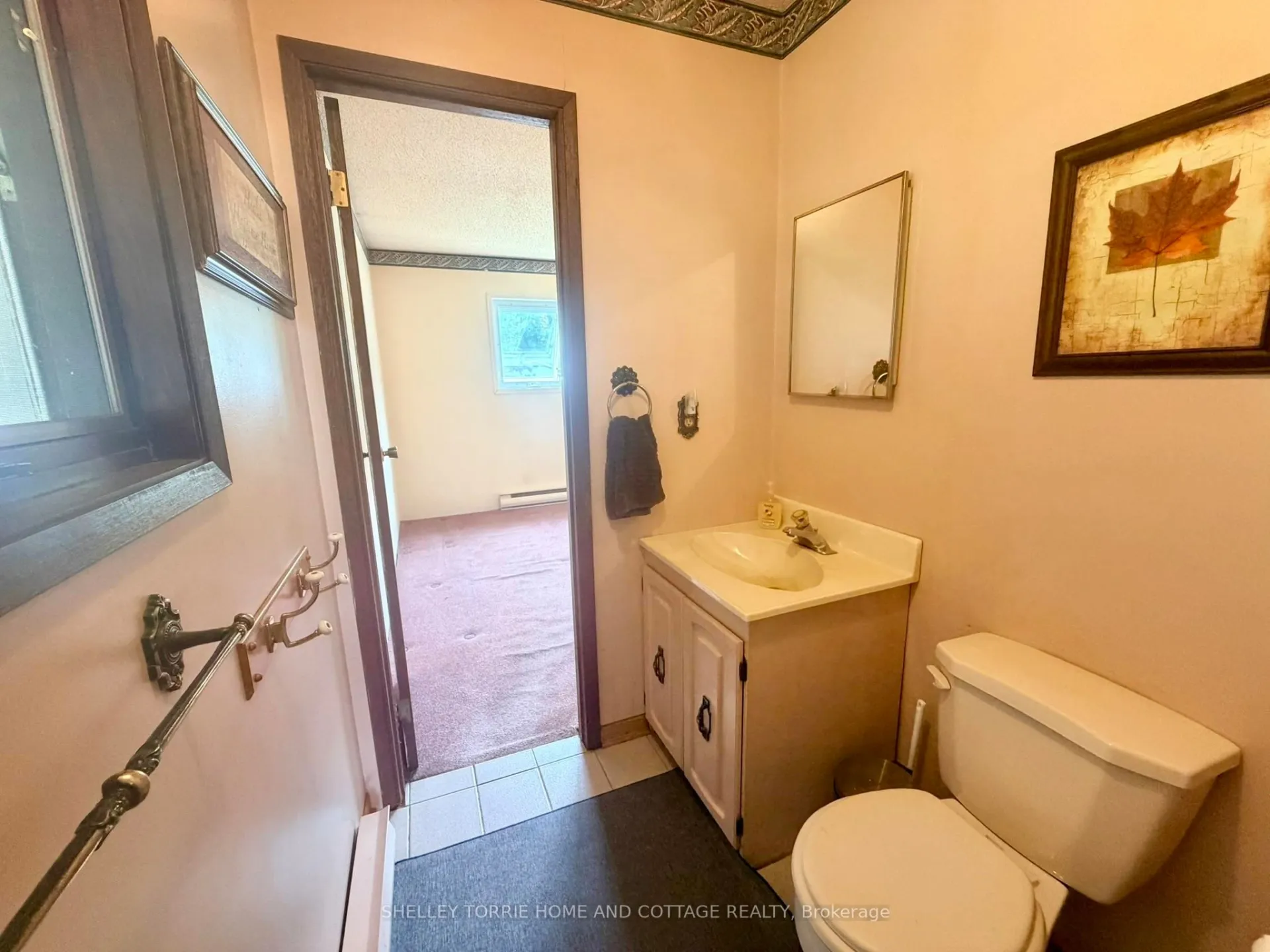 Photo 17 of 1402 Ottawa Street, Kenora, Keewatin — HOMEH