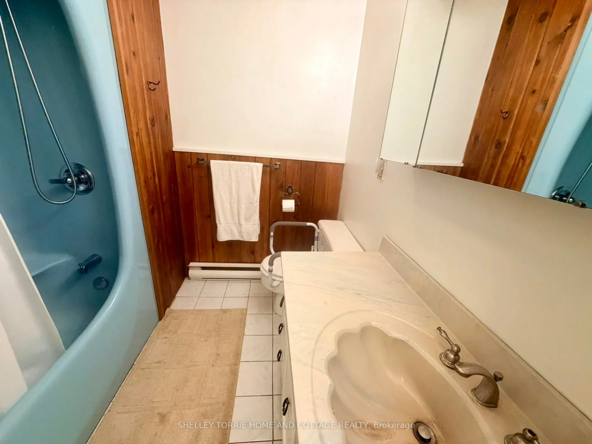 Photo 19 of 1402 Ottawa Street, Kenora, Keewatin — HOMEH