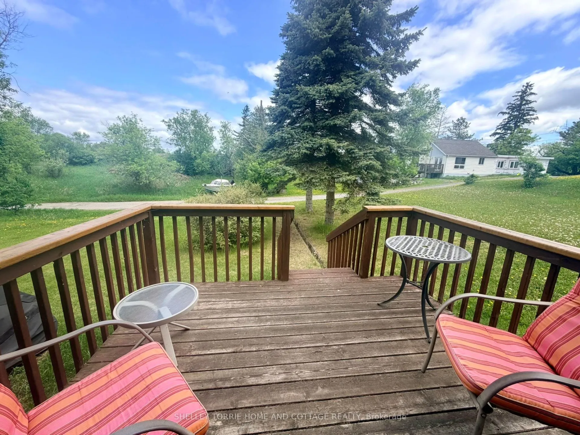 Photo 27 of 1402 Ottawa Street, Kenora, Keewatin — HOMEH