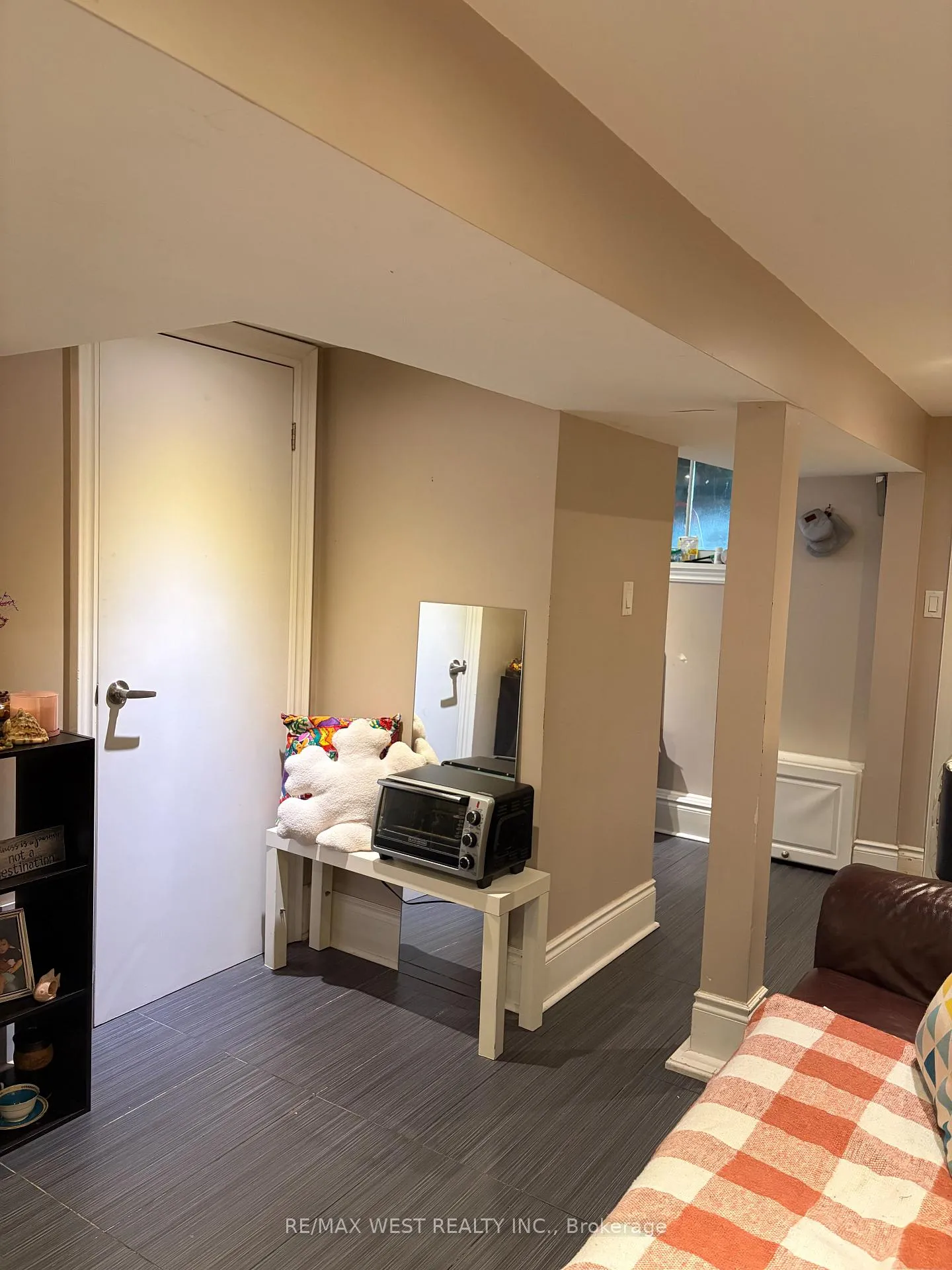 Photo 12 of Unit Basement, 247 Lansdowne Avenue, Toronto, Little Portugal — HOMEH