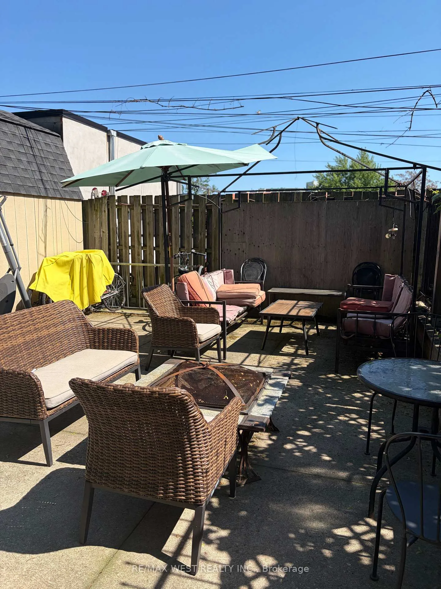 Photo 19 of Unit Basement, 247 Lansdowne Avenue, Toronto, Little Portugal — HOMEH