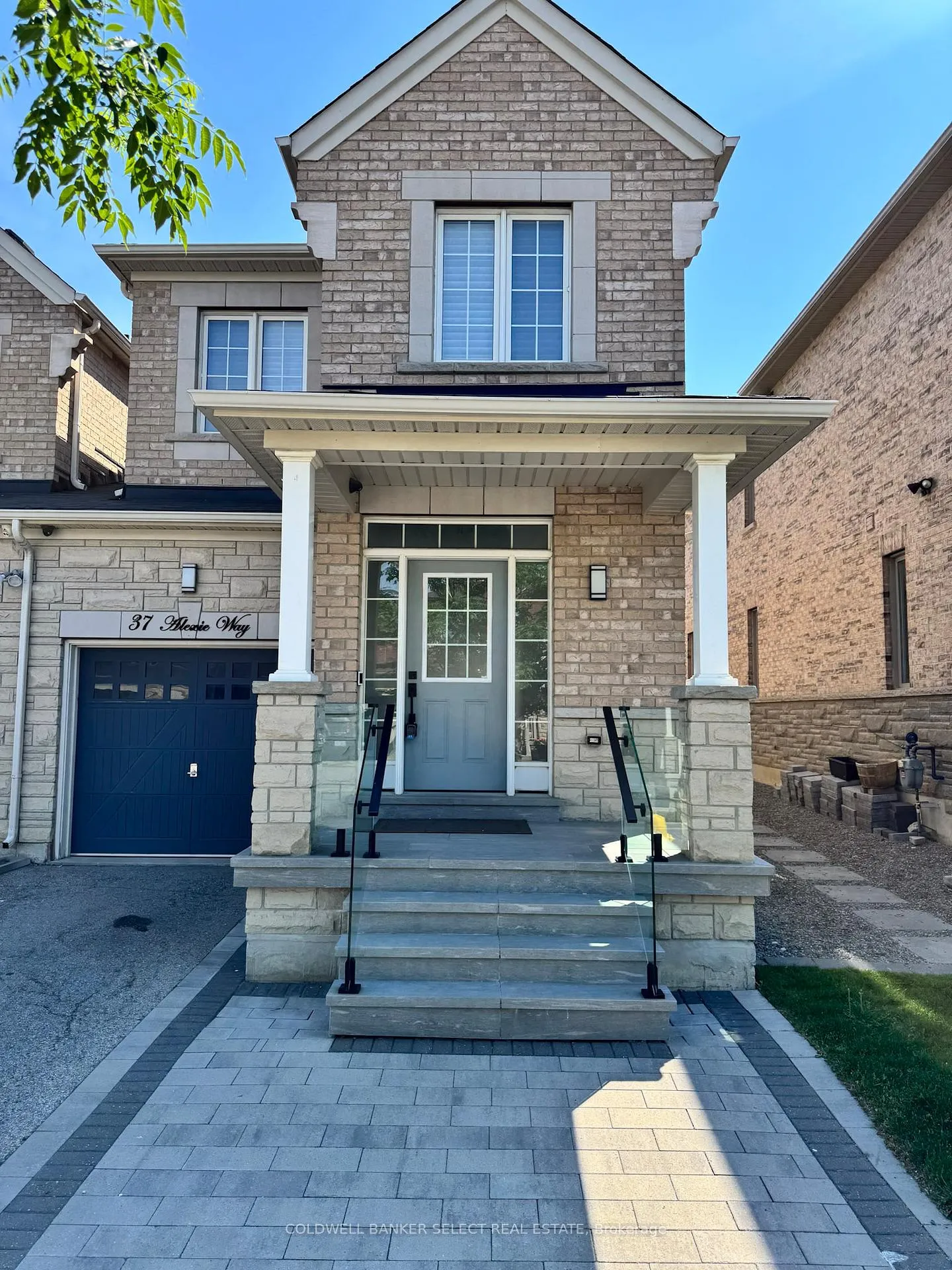 Photo 2 of 37 Alexie Way, Vaughan, Vellore Village — HOMEH