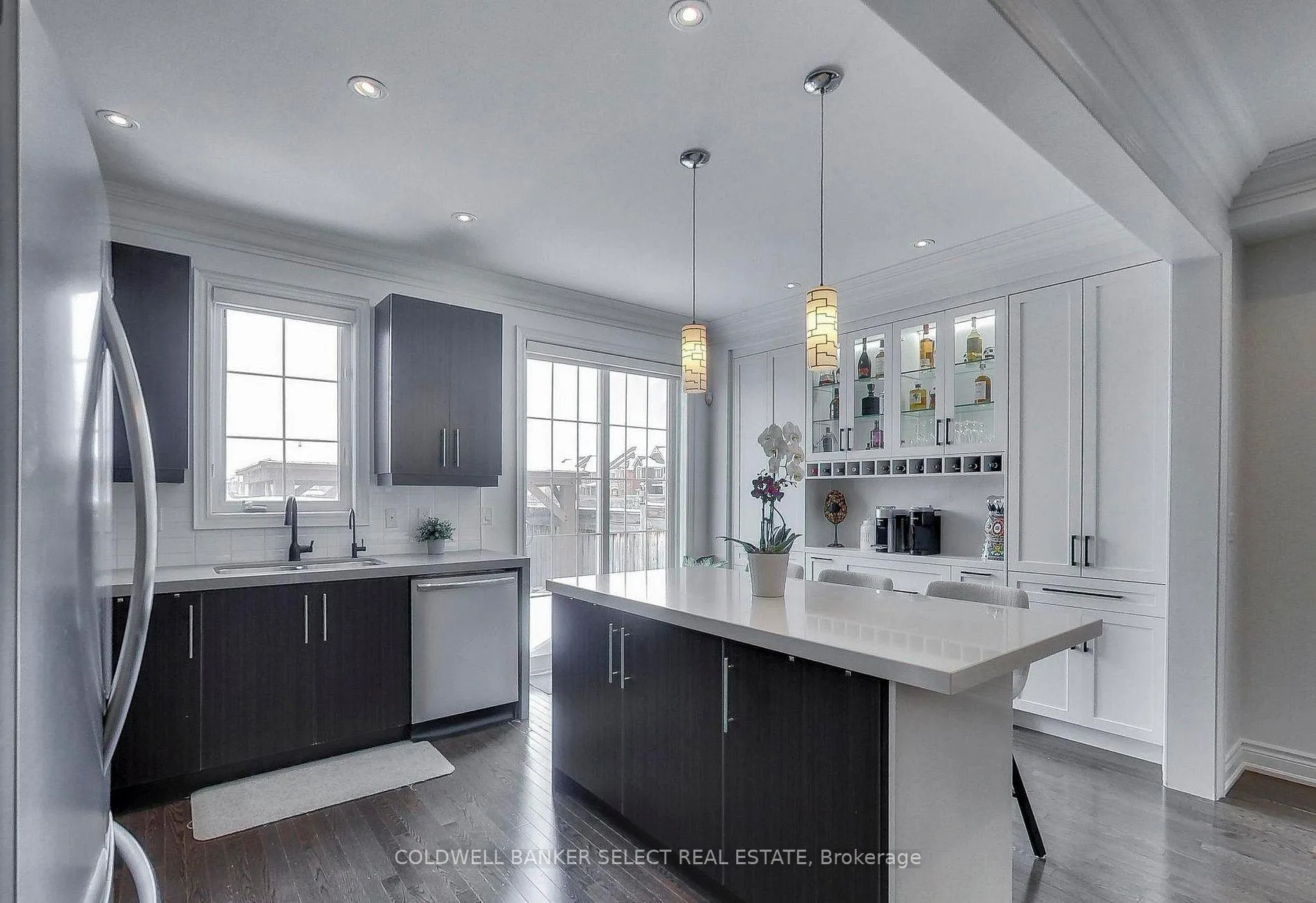 Photo 10 of 37 Alexie Way, Vaughan, Vellore Village — HOMEH