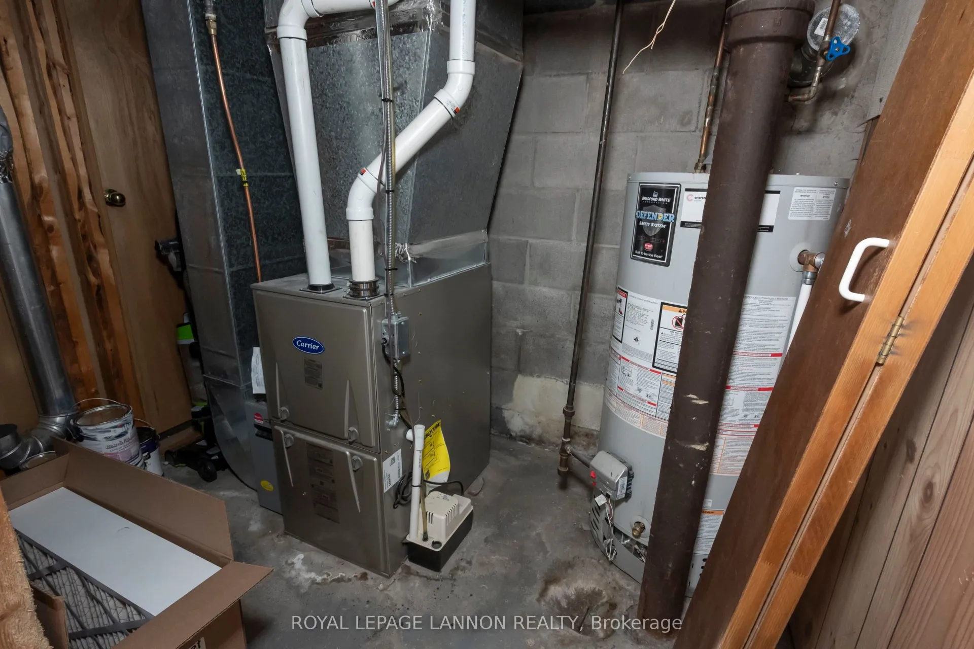 Photo 1 of 89 Algonquin Avenue S, Thunder Bay, West End — HOMEH