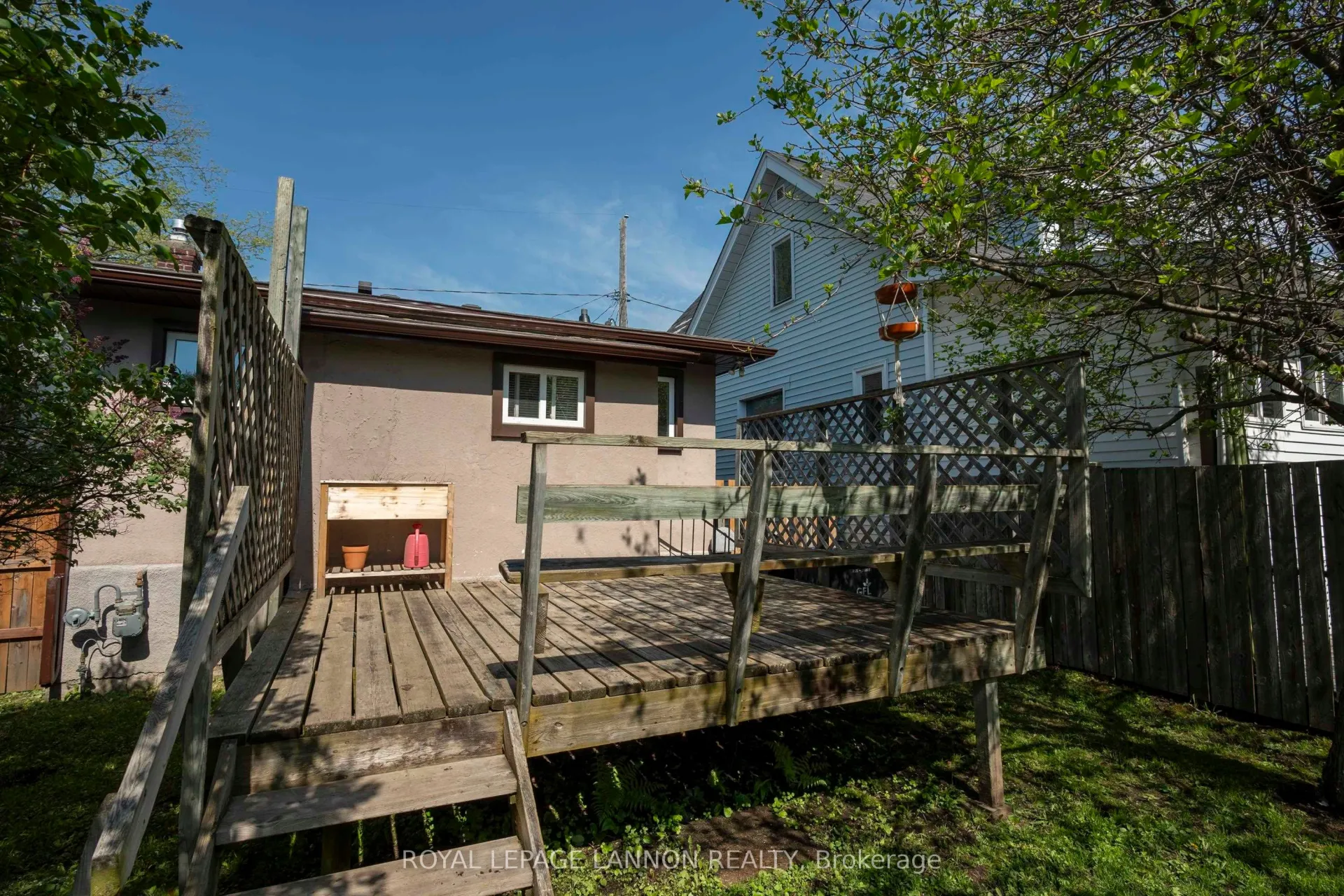 Photo 4 of 89 Algonquin Avenue S, Thunder Bay, West End — HOMEH