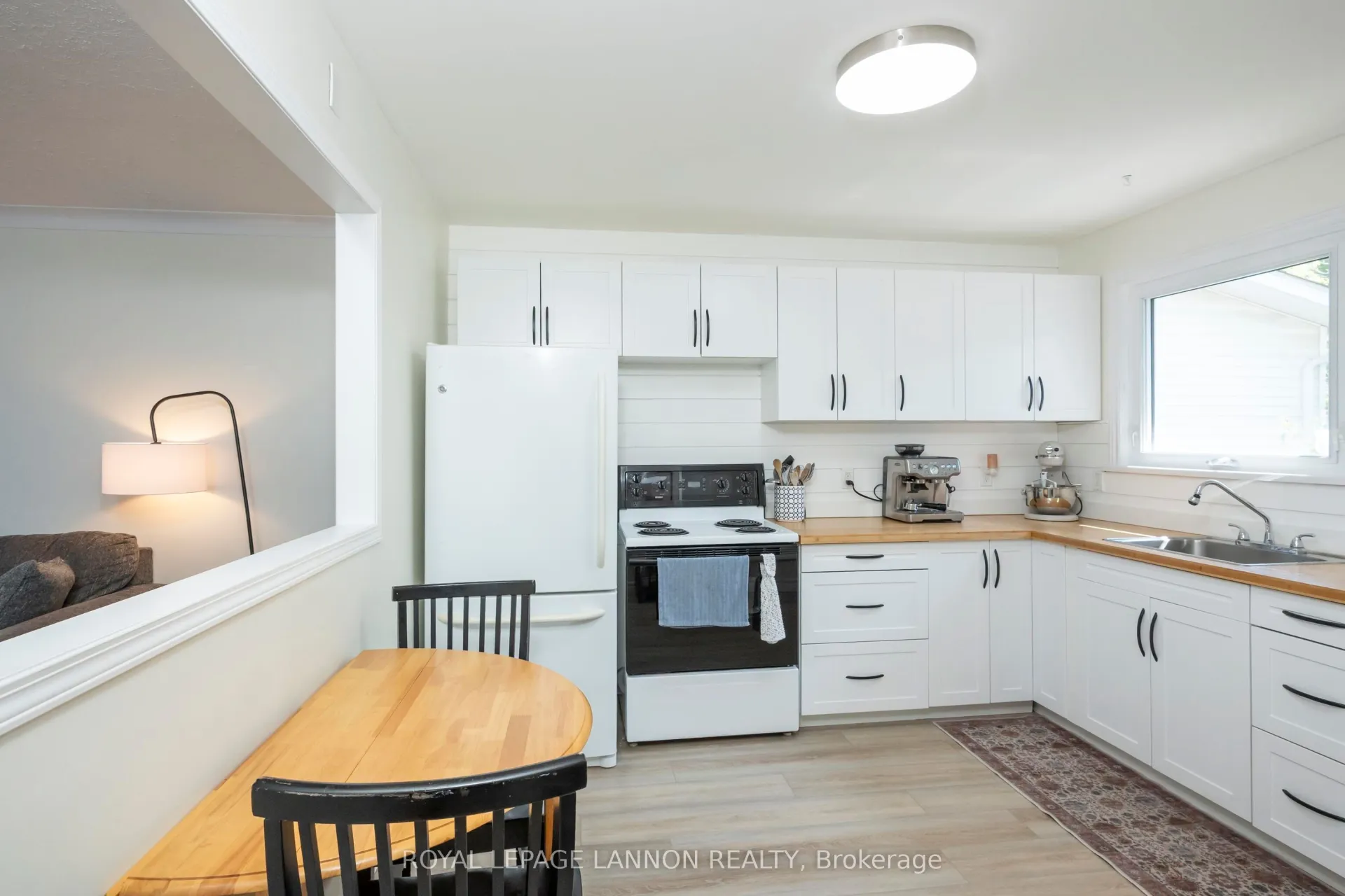 Photo 15 of 89 Algonquin Avenue S, Thunder Bay, West End — HOMEH