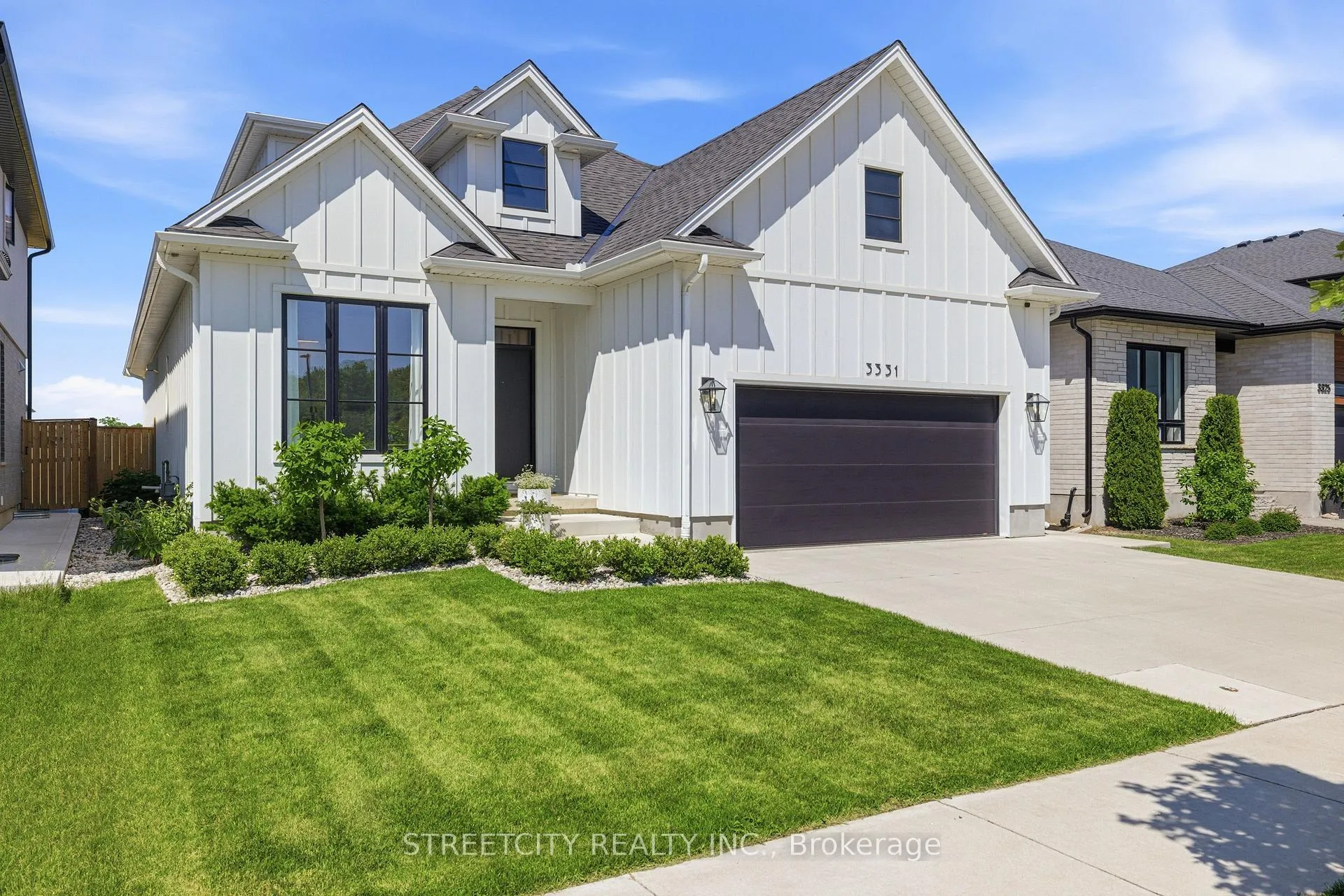 Photo 2 of 3331 Regiment Road, London, South V — HOMEH