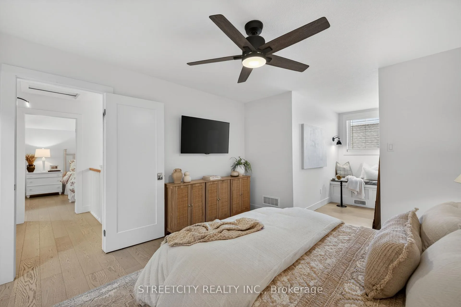 Photo 43 of 3331 Regiment Road, London, South V — HOMEH