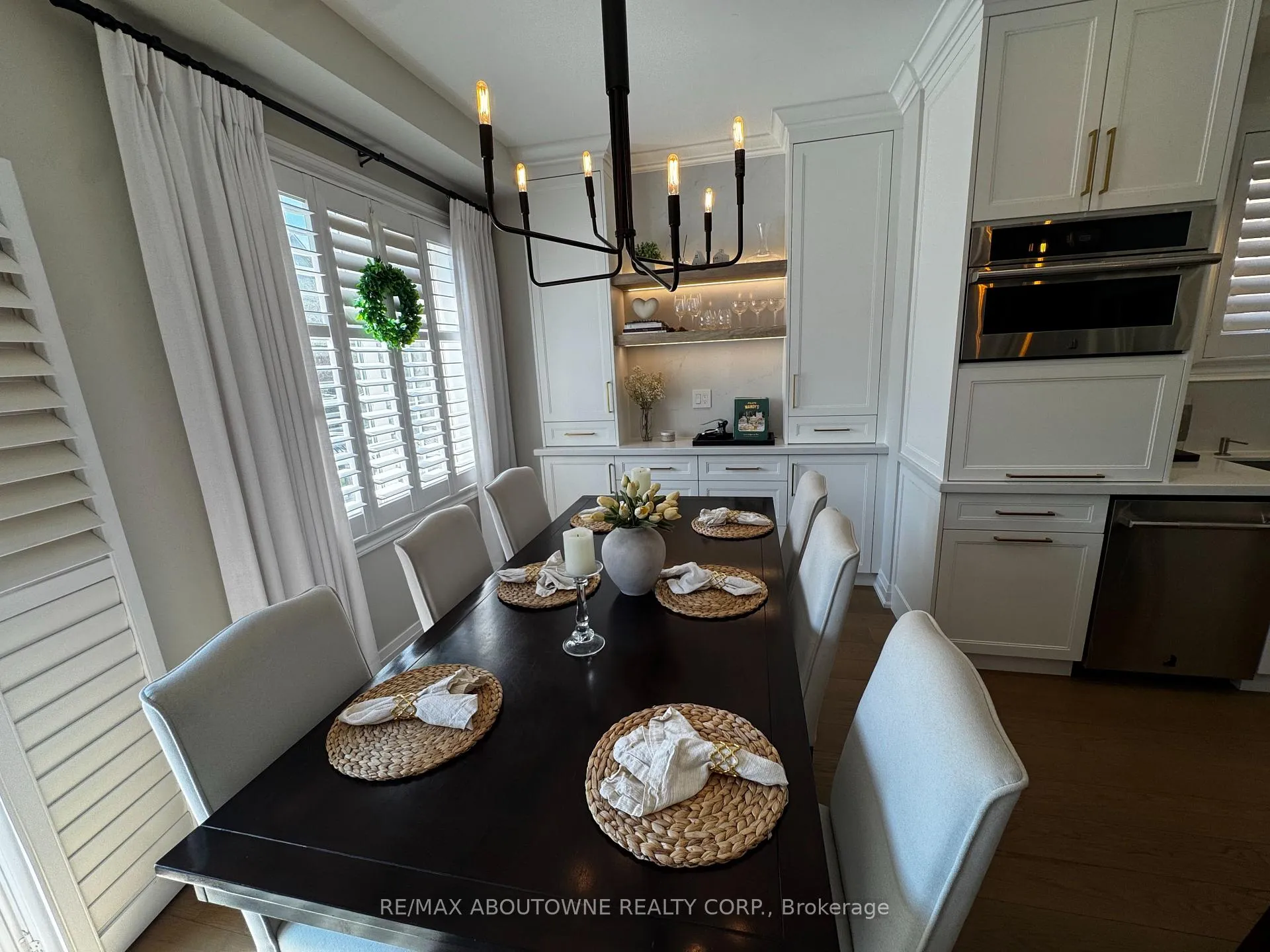 Photo 6 of 85 Earl Stewart Drive, Aurora, Bayview Wellington — HOMEH