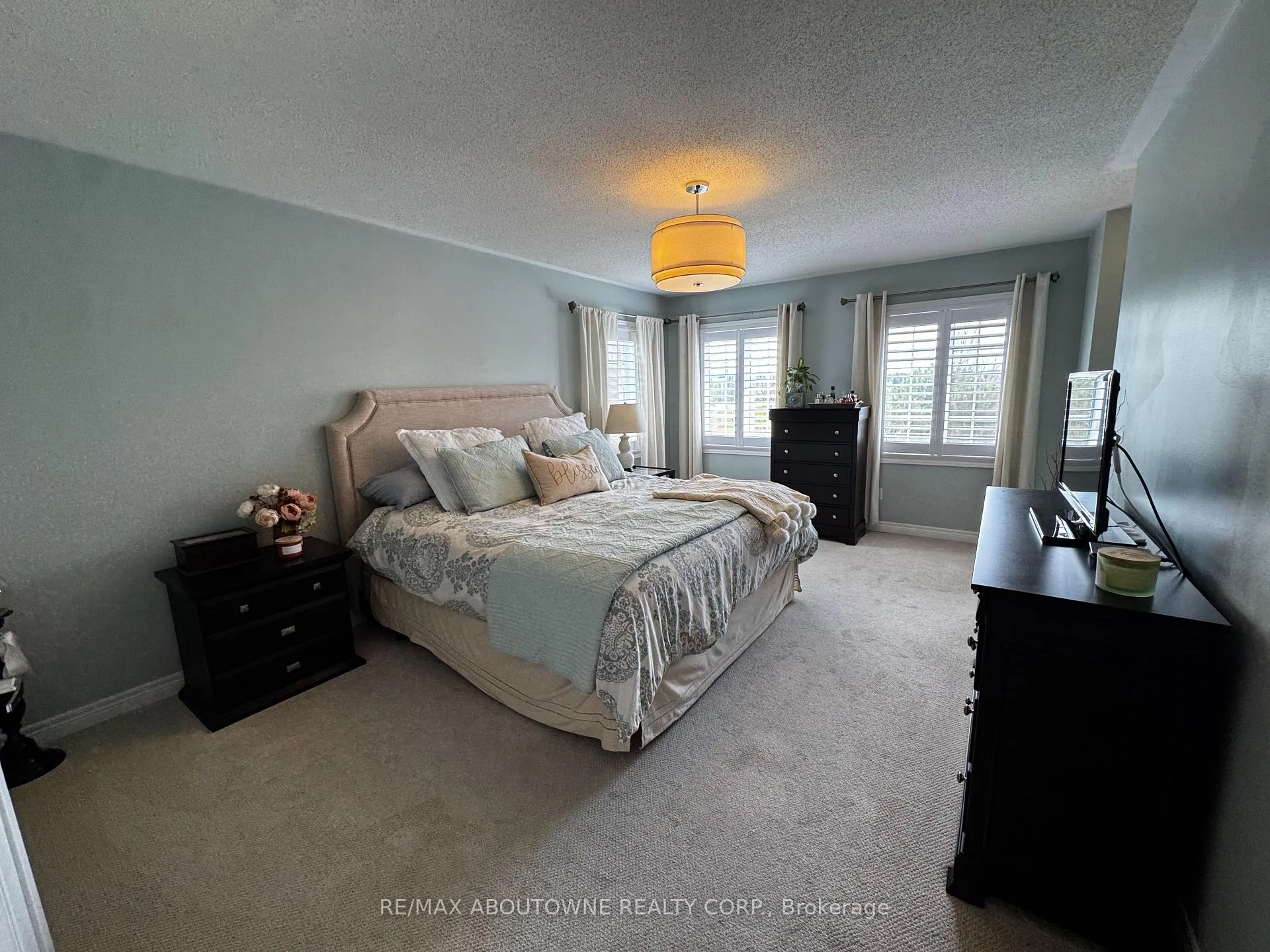 Photo 7 of 85 Earl Stewart Drive, Aurora, Bayview Wellington — HOMEH