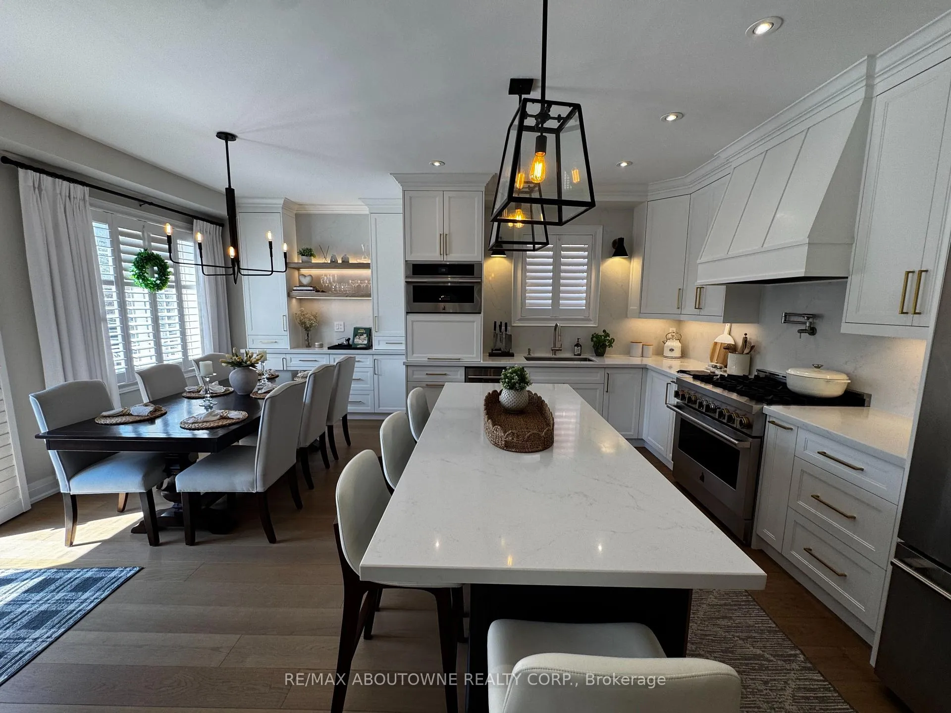 Photo 22 of 85 Earl Stewart Drive, Aurora, Bayview Wellington — HOMEH