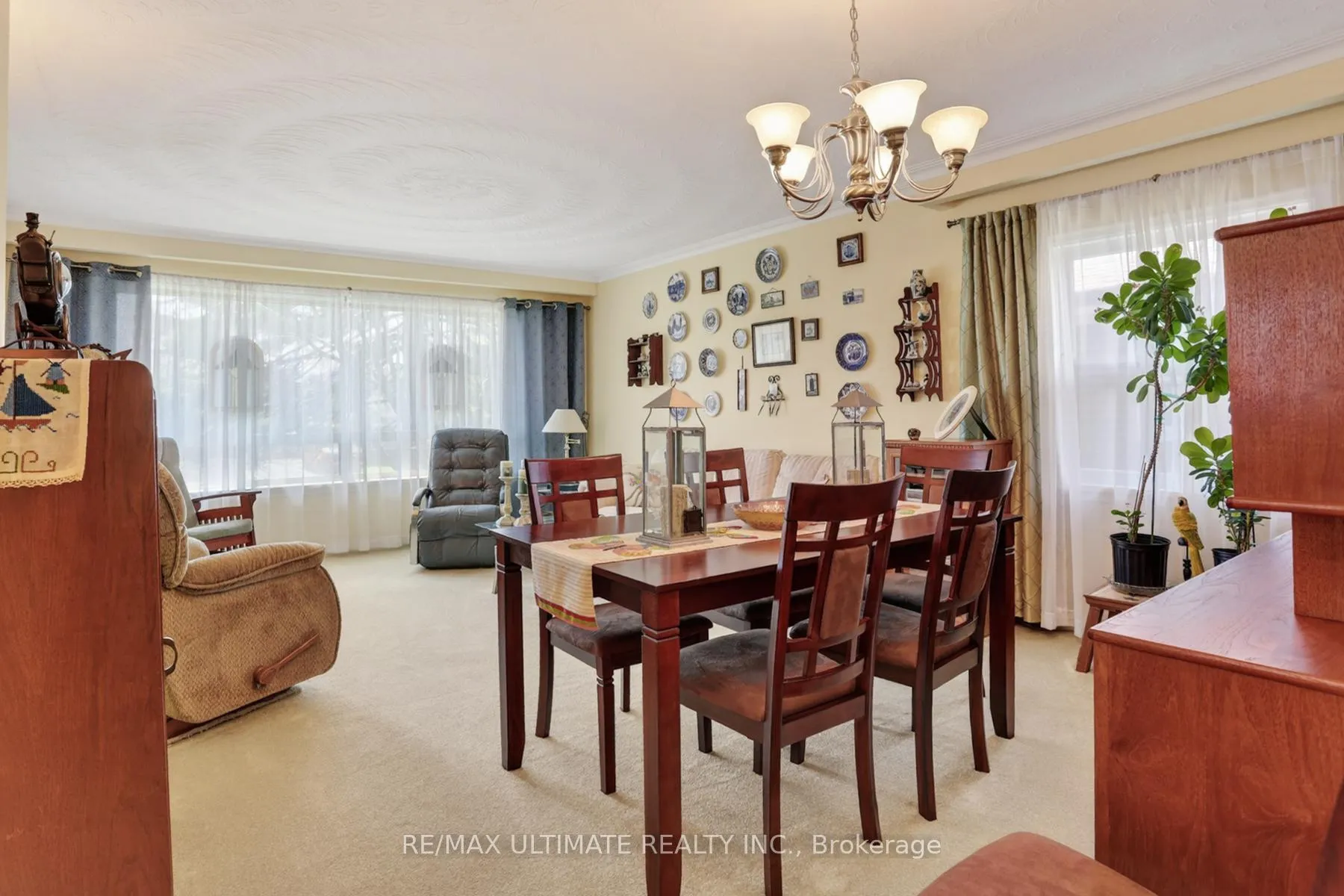 Photo 9 of 122 Nelson Street, Scarborough, Woburn — HOMEH