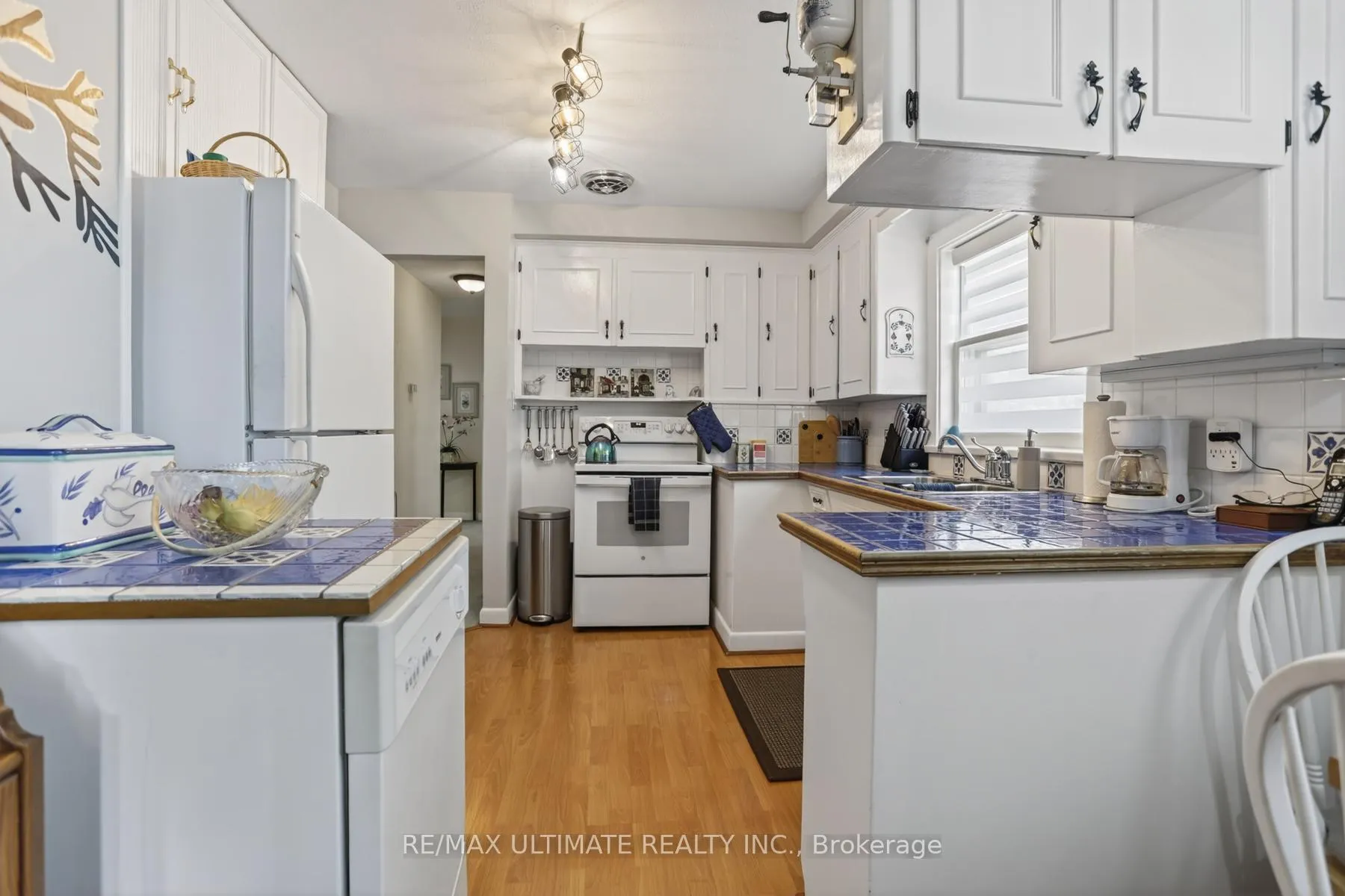 Photo 12 of 122 Nelson Street, Scarborough, Woburn — HOMEH