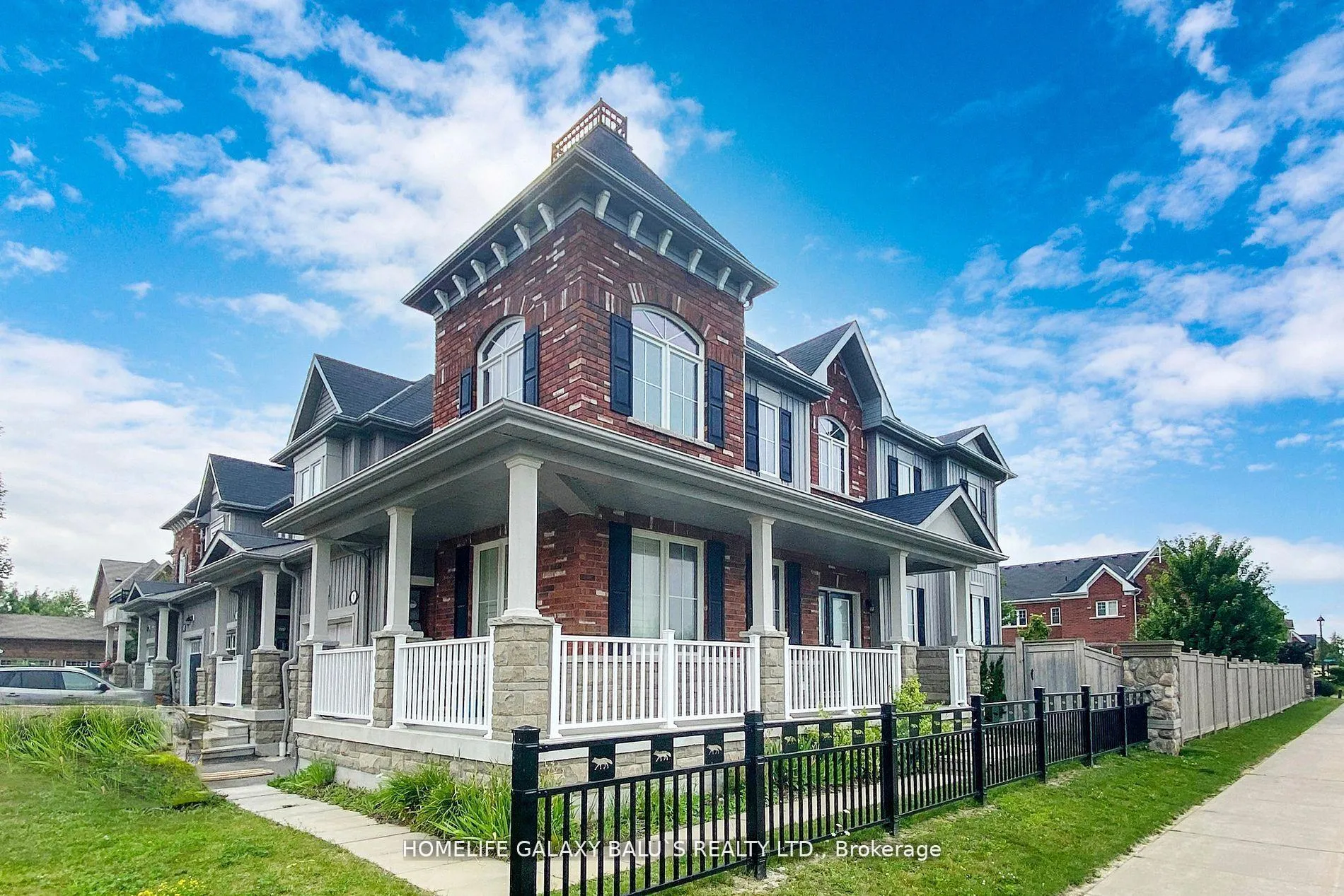 Photo 3 of Unit Main, 1 Lambdon Way, Whitby, Brooklin — HOMEH