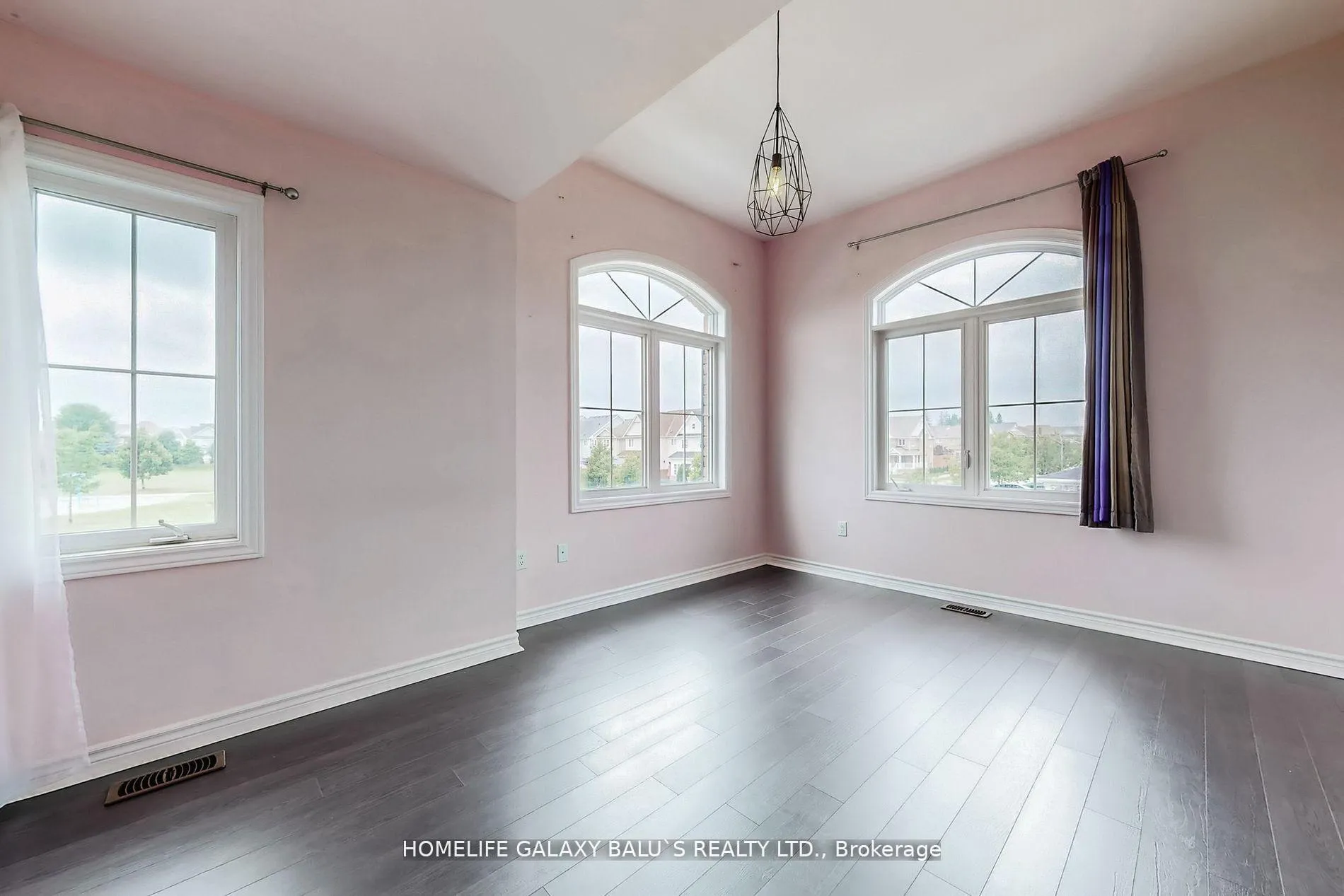 Photo 26 of Unit Main, 1 Lambdon Way, Whitby, Brooklin — HOMEH