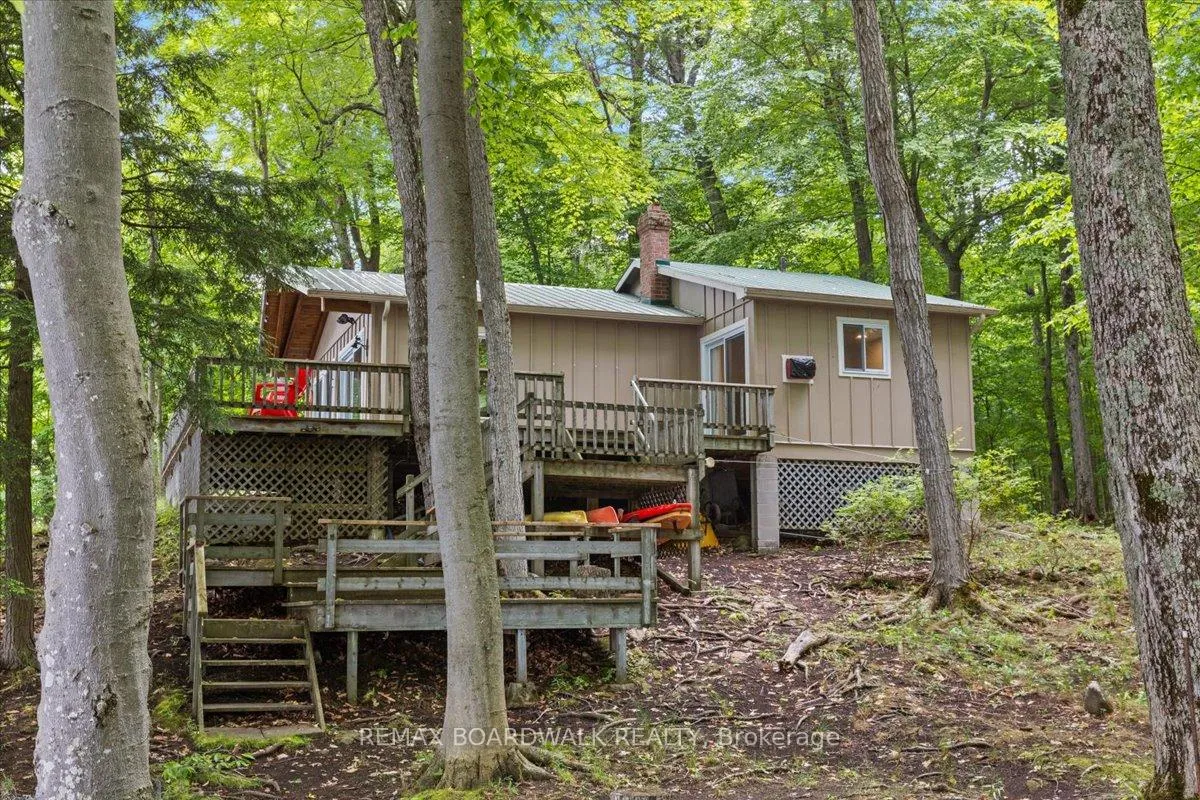 Photo 11 of 6296 Big Island, Rideau Lakes, Rideau Lakes (South Burgess) Twp — HOMEH